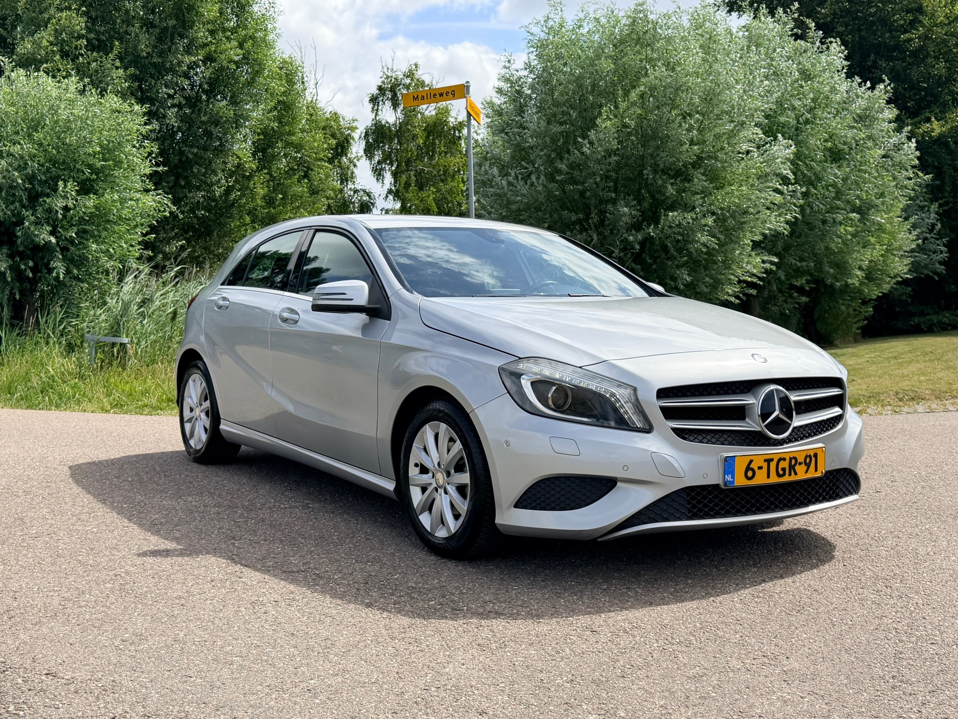 Foto van Mercedes-Benz A 180