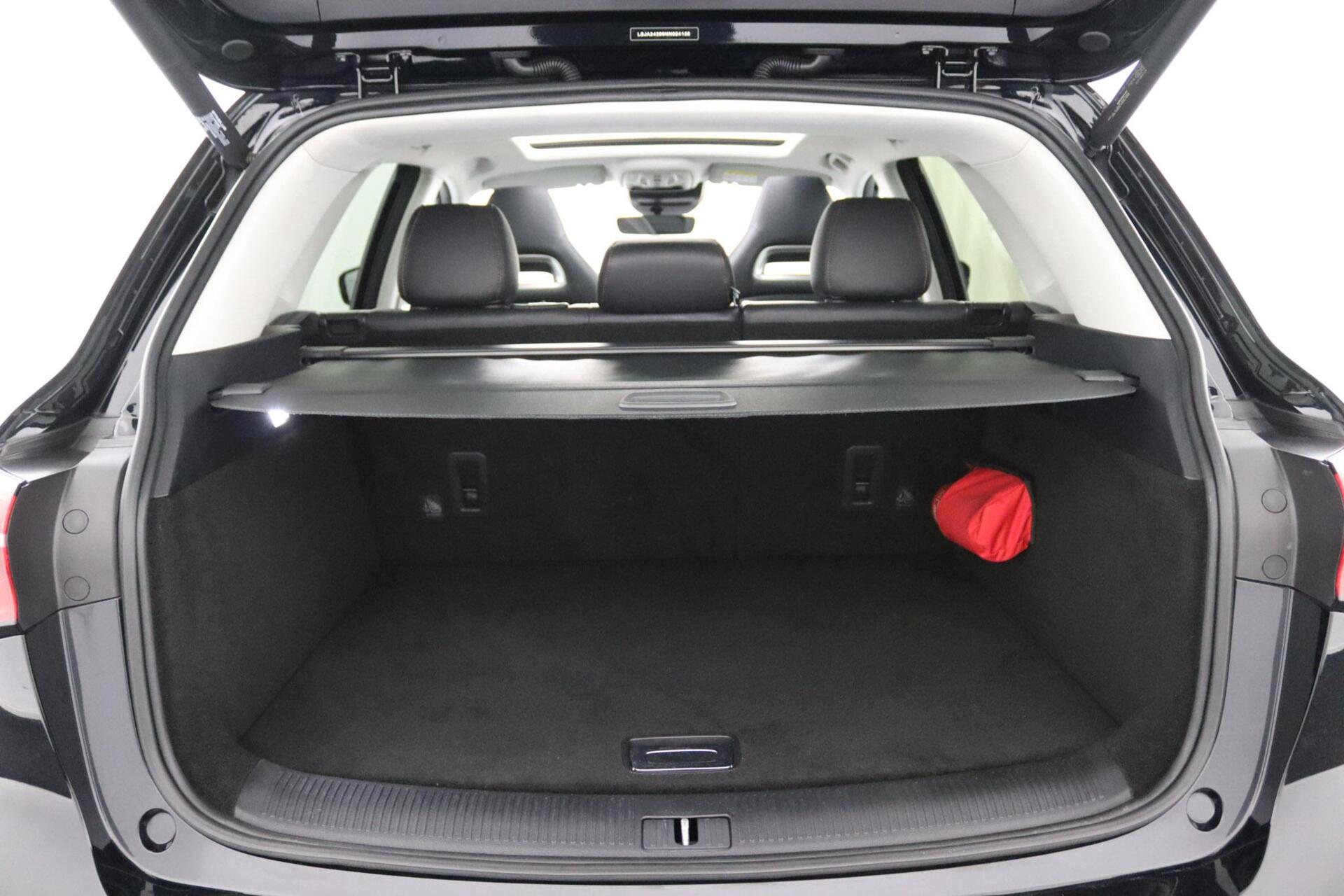 Foto van MG MG Ehs Plug-in Hybrid