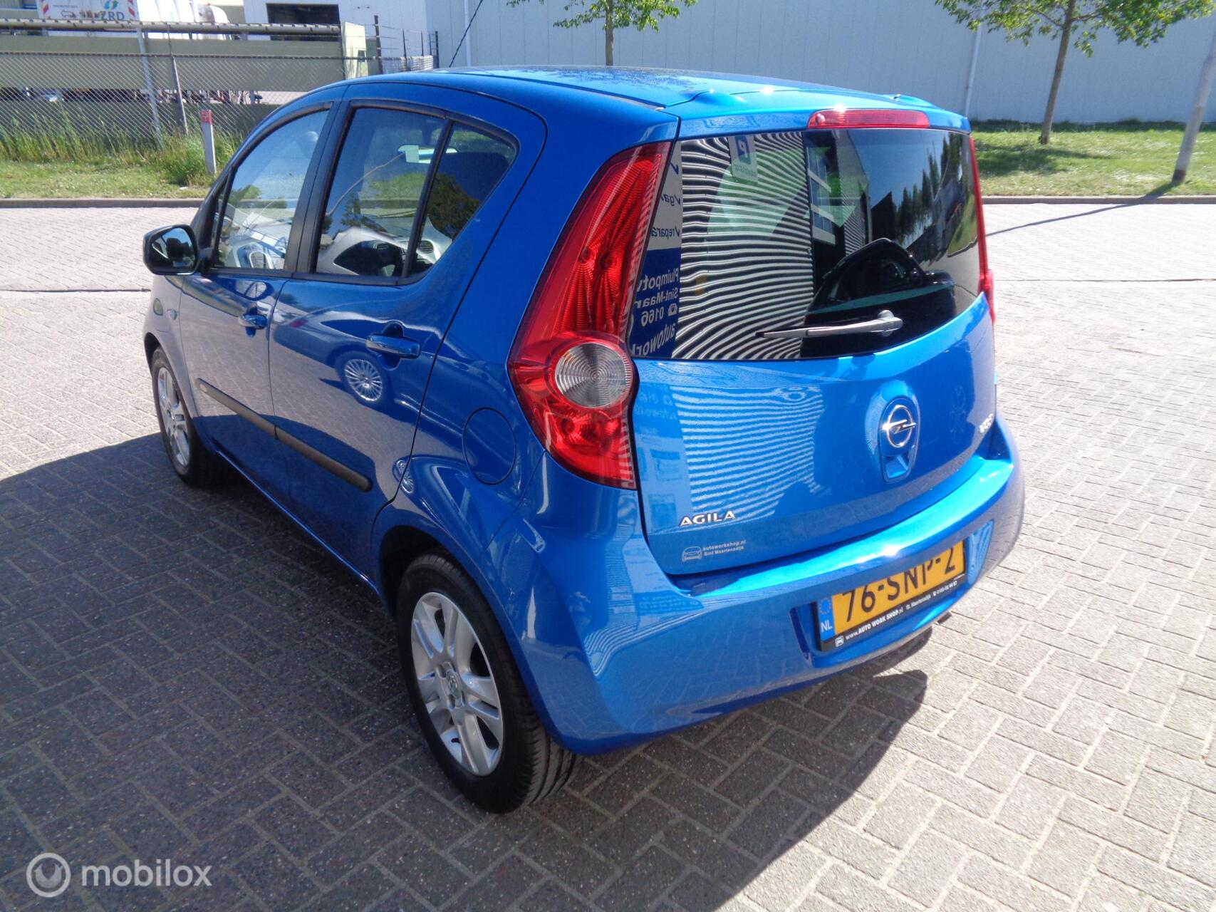 Foto van Opel Agila