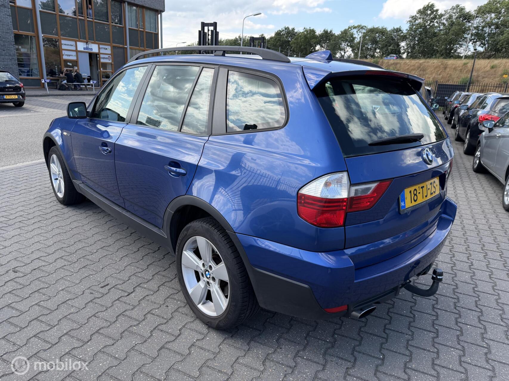 Foto van BMW X3 2.0i