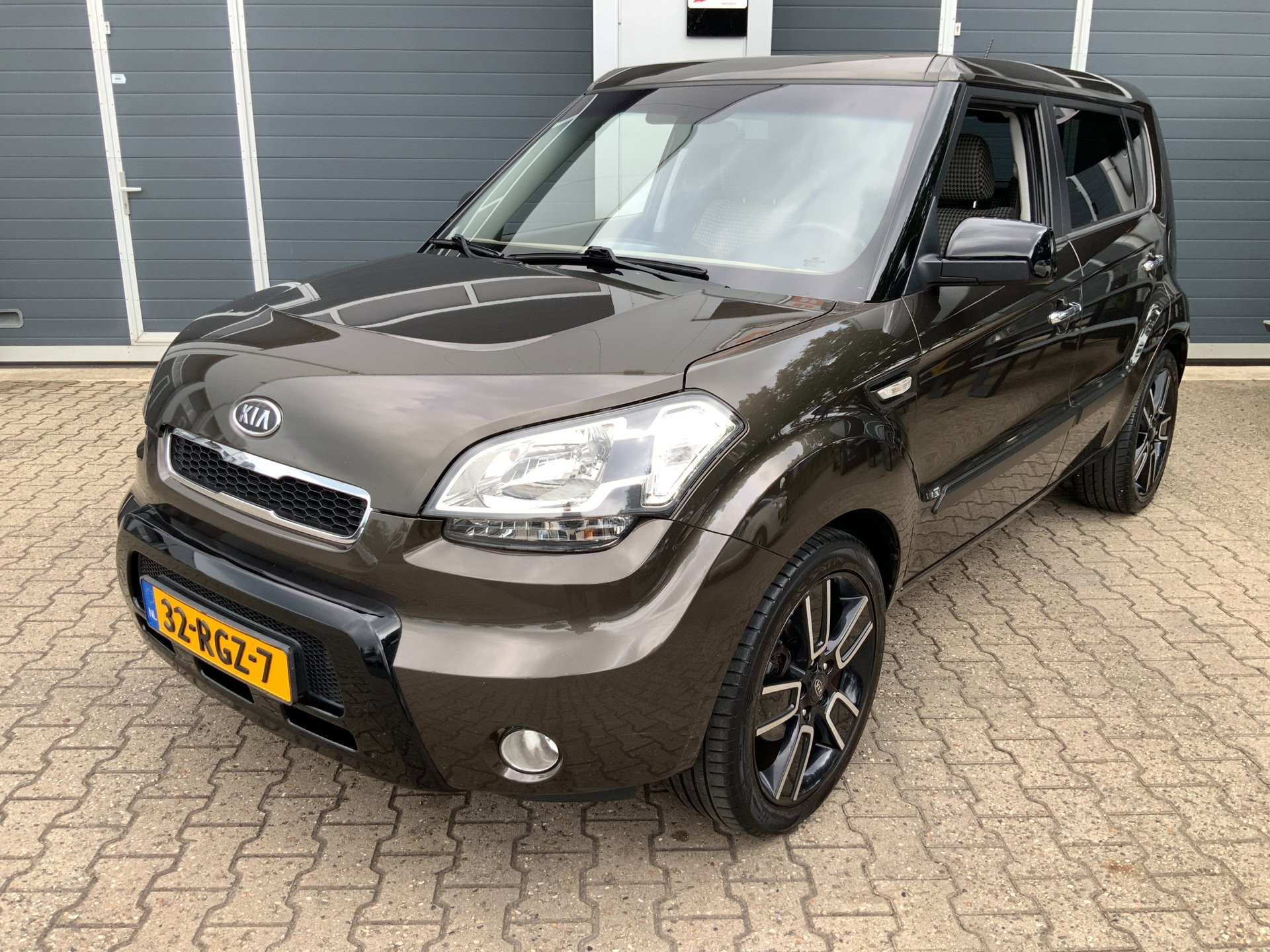 Kia Soul 1.6 Beat Trekh. Schuifdak Climate APK 8-2027 2011 - voorkant