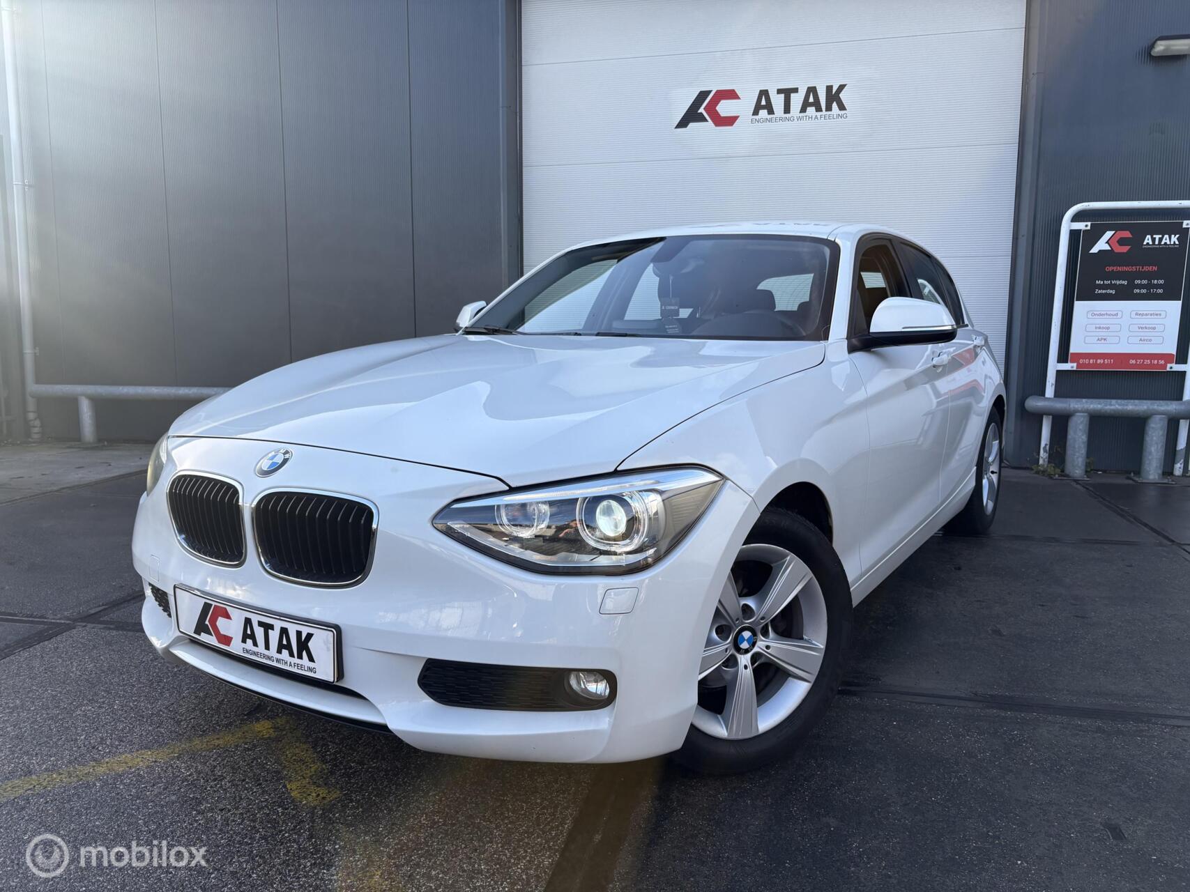 BMW 1er Reihe 116i Business+ 2012 - voorkant