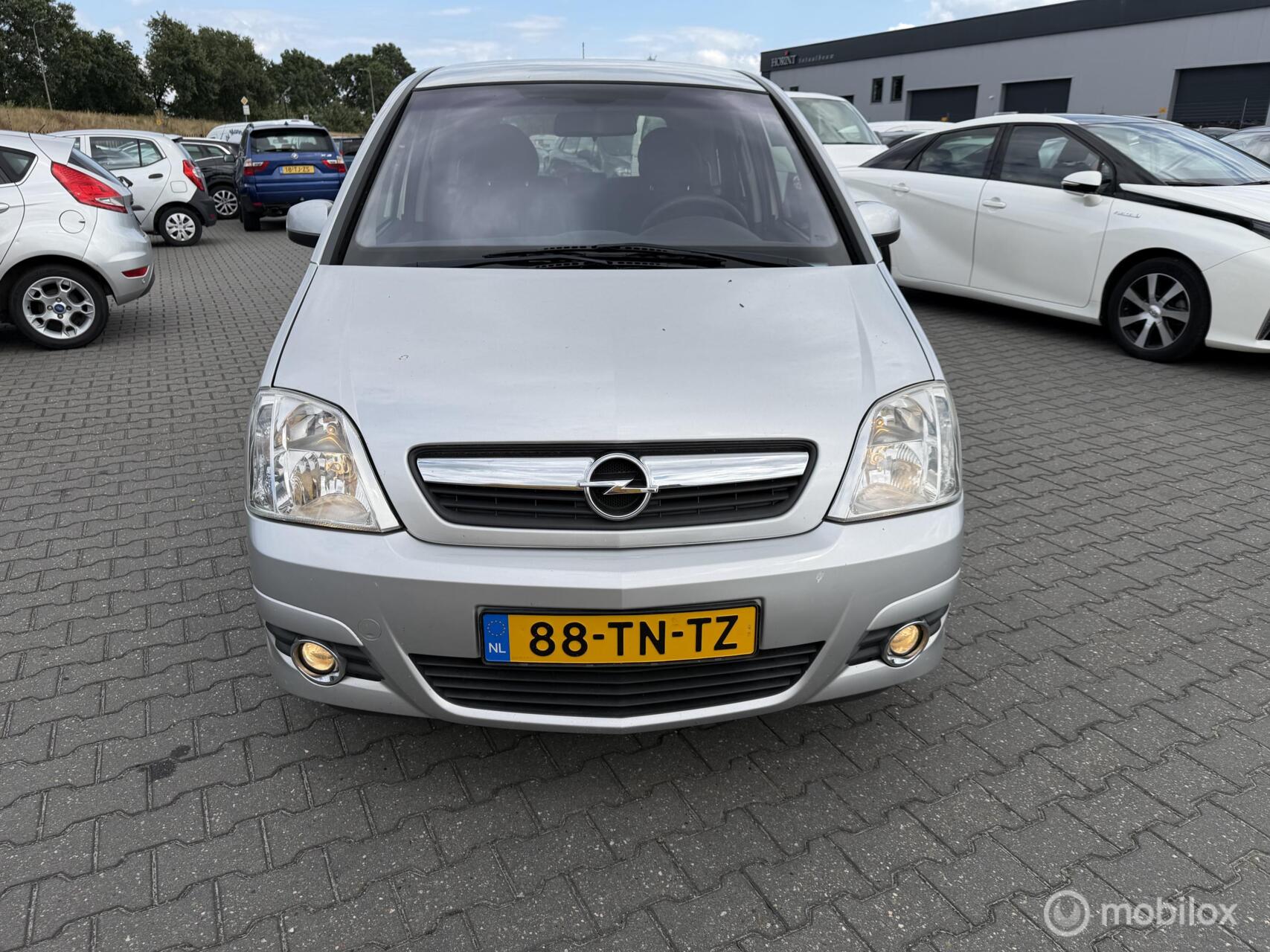 Opel Meriva-a 1.6-16V Cosmo jouw clima 2006 - voorkant