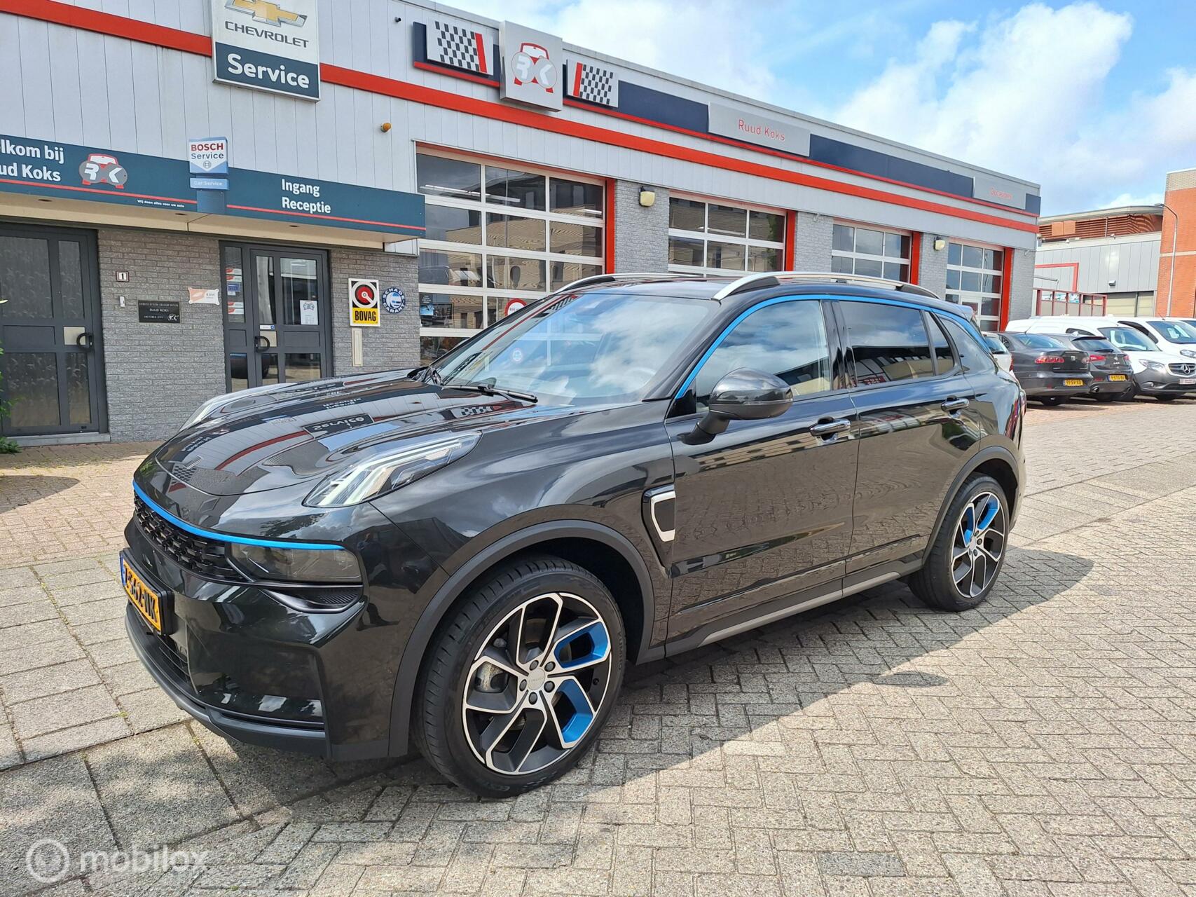 Foto van LYNK & Co 01