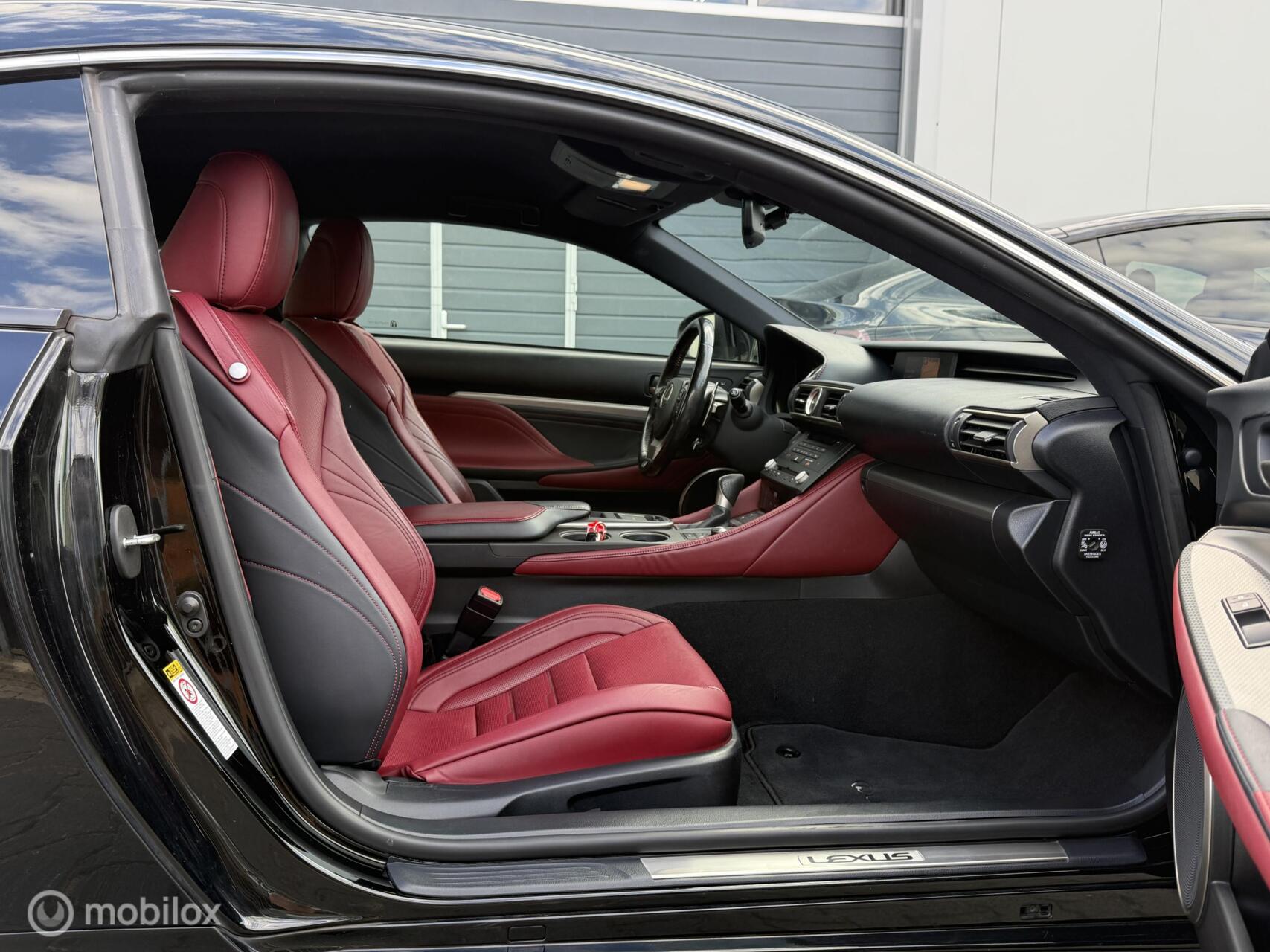 Foto van Lexus Lexus Rc300h
