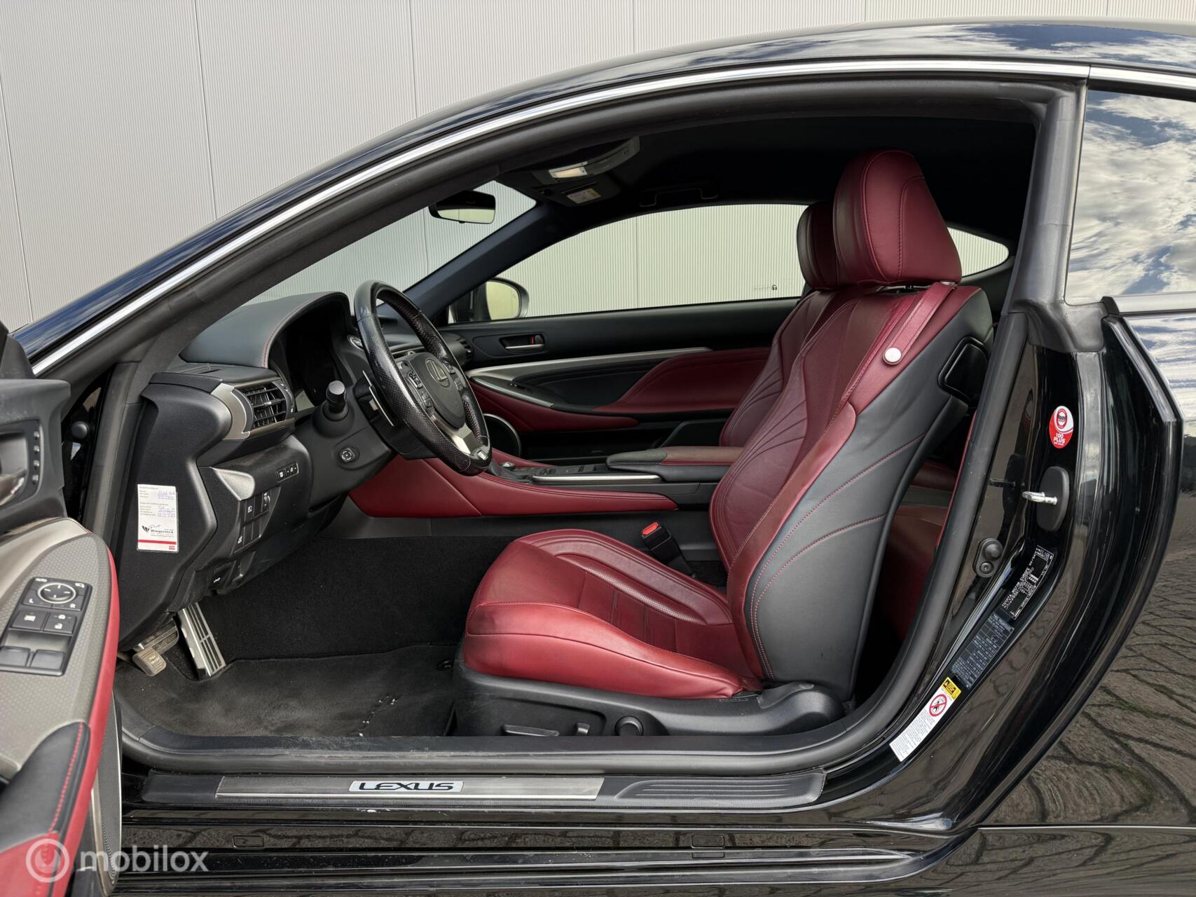 Foto van Lexus Lexus Rc300h