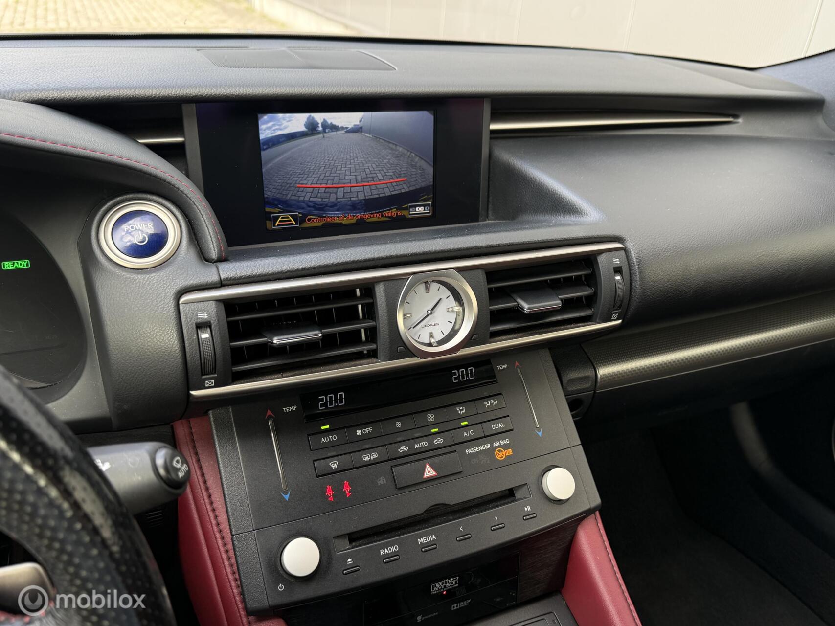 Foto van Lexus Lexus Rc300h