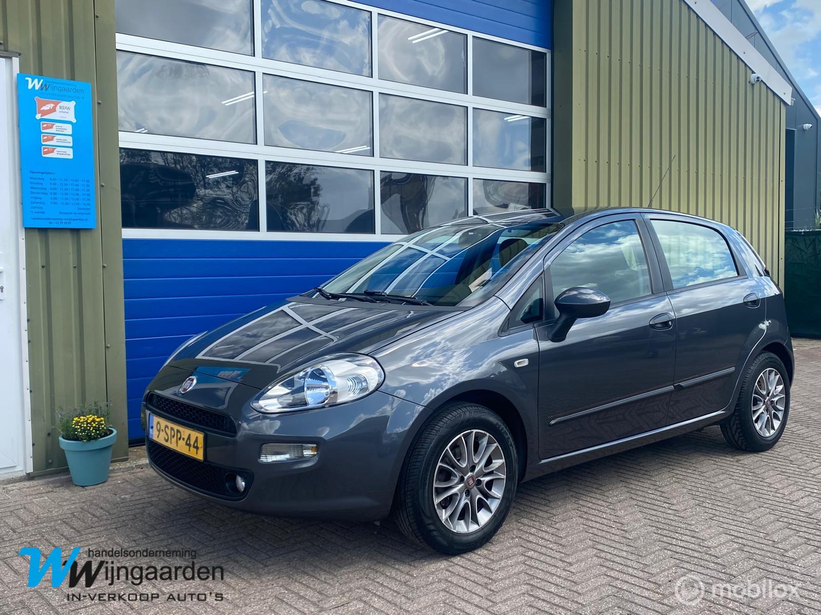 Fiat Fiat Punto 1.2 Pop|120.733 KM|Airco|Iso fix|5-Deurs|APK| 2012 - voorkant