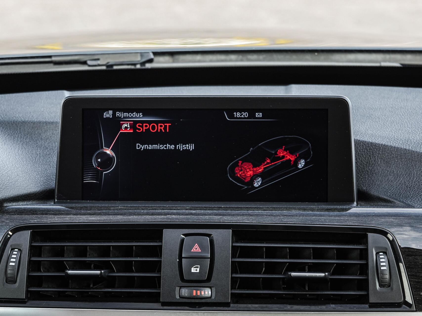 Foto van BMW 320i