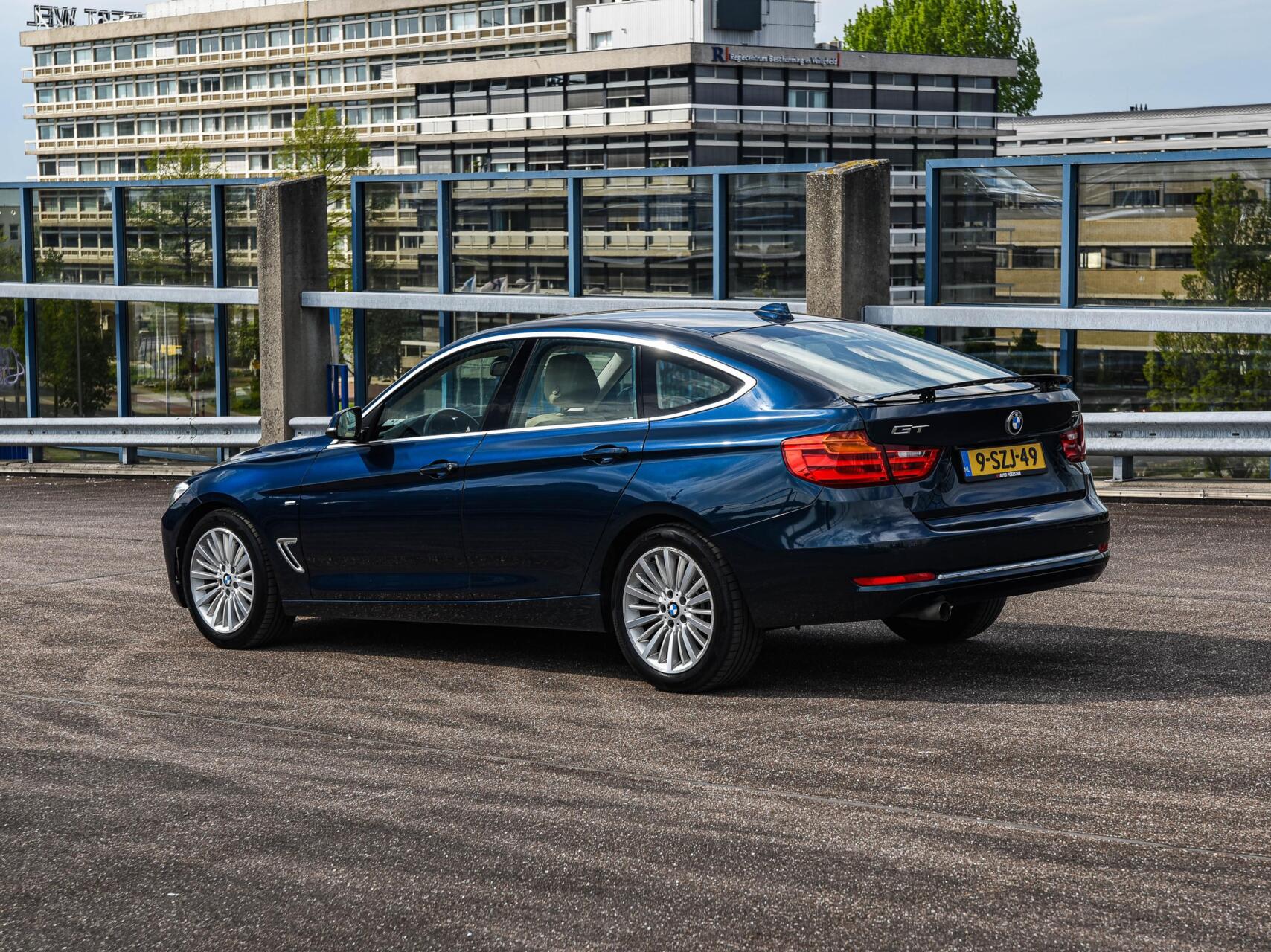 Foto van BMW 320i