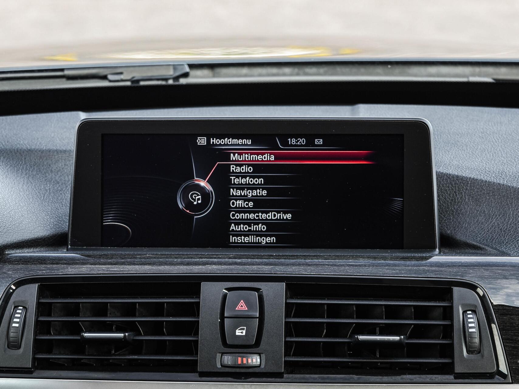Foto van BMW 320i
