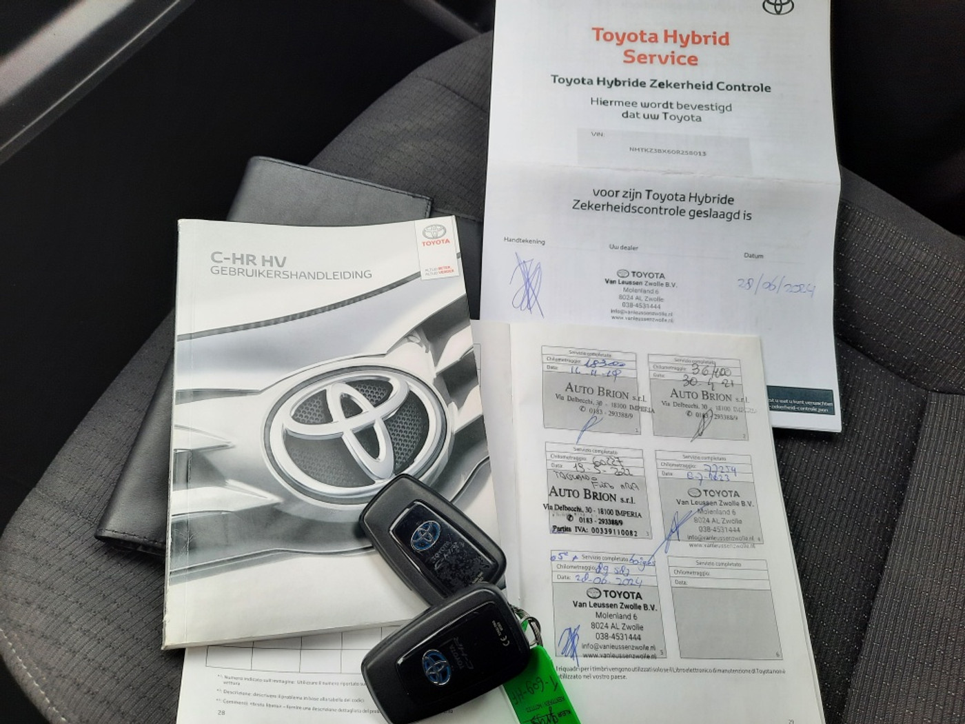 Foto van Toyota Toyota C-hr