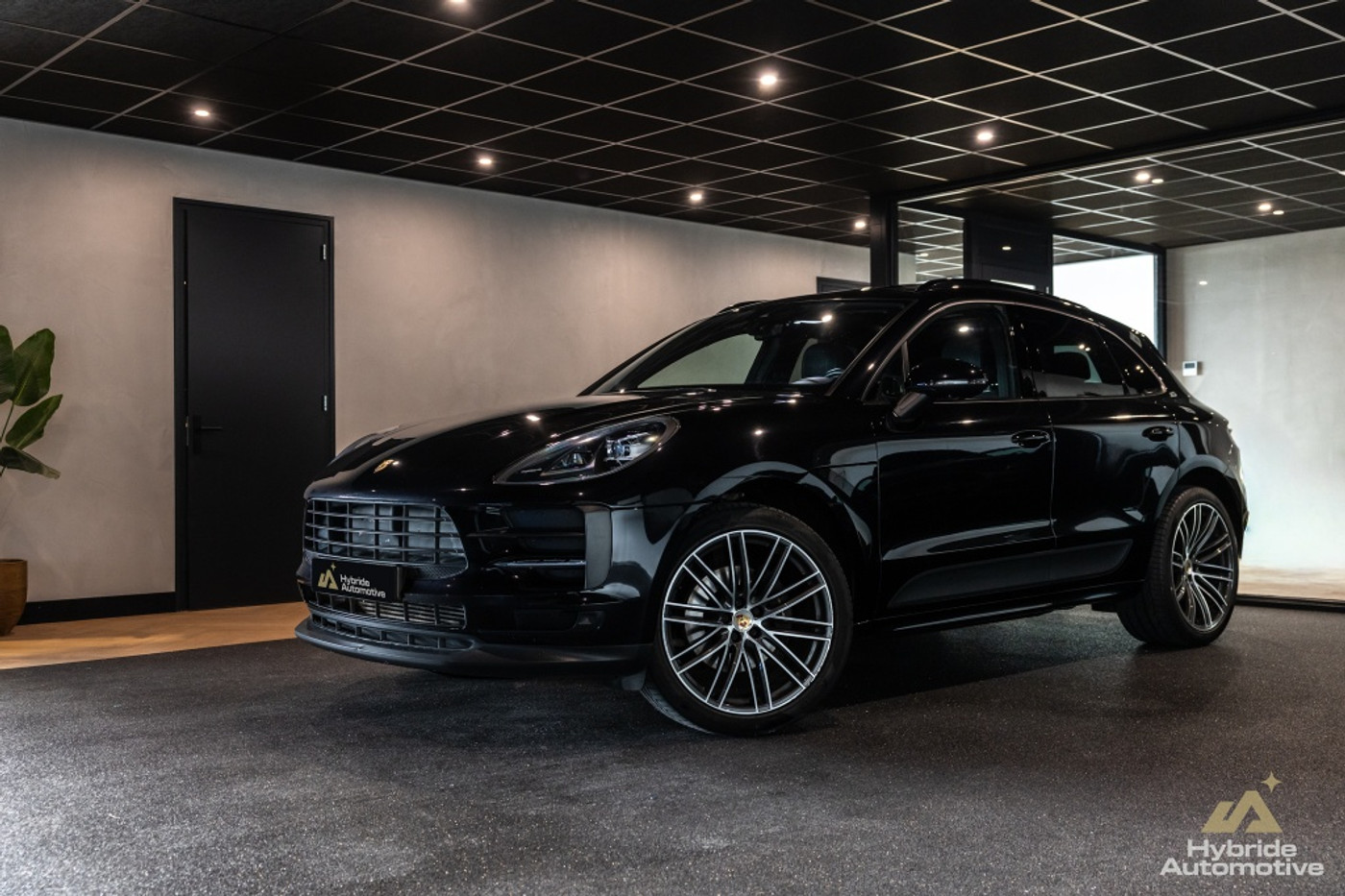 Porsche Macan 2.0 | Pano | Luchtvering | Memory | Leder | 2019 - voorkant