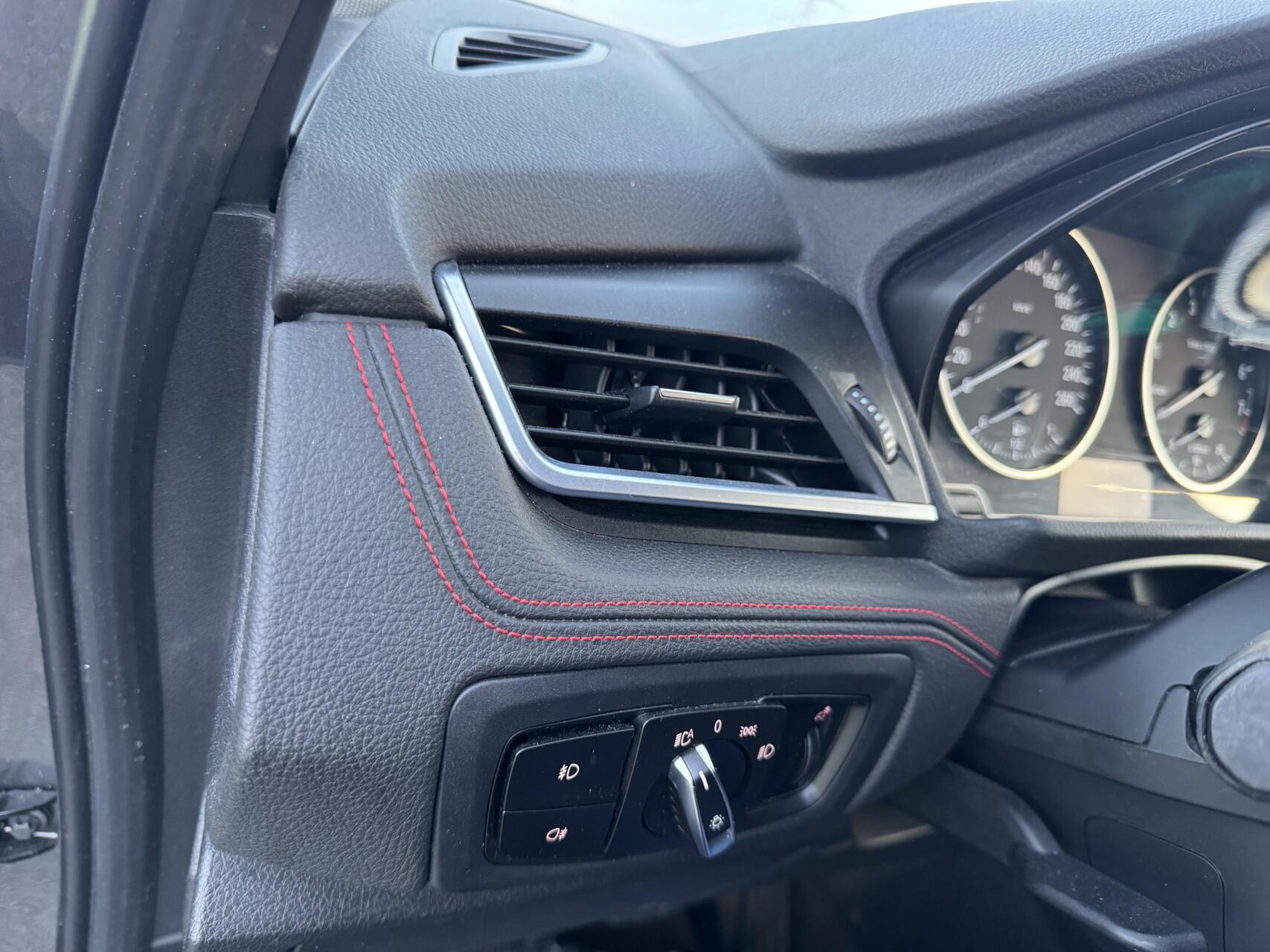 Foto van BMW 218i Active Tourer