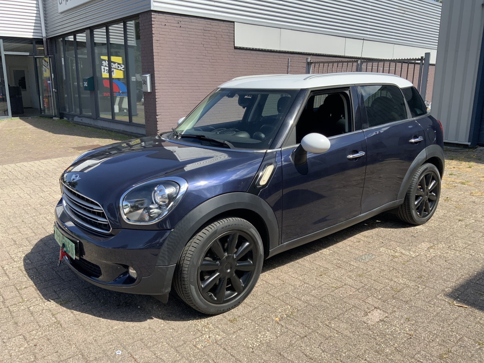 Mini Countryman 1.6 Cooper 2015 - voorkant