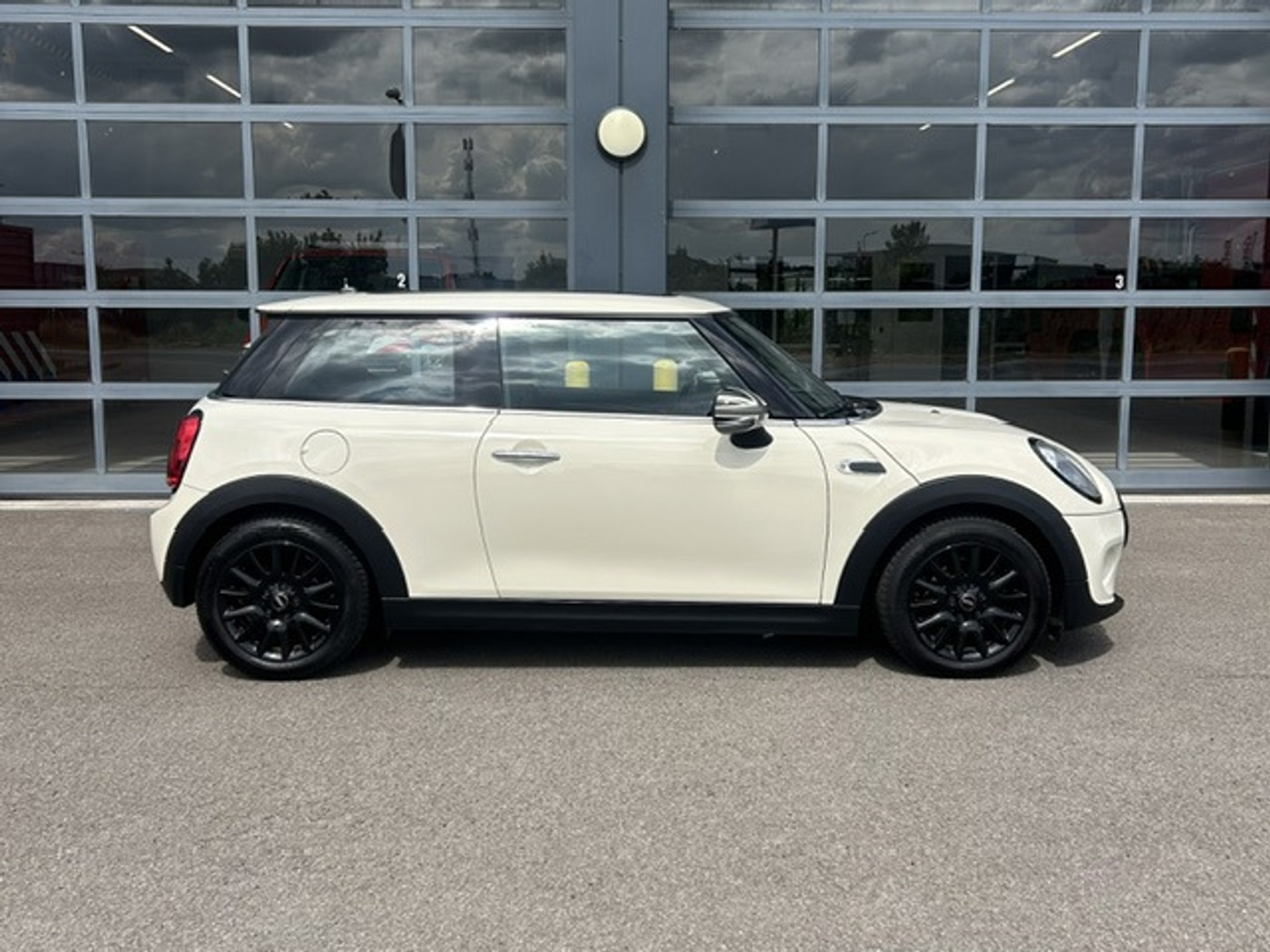 Foto van Mini One