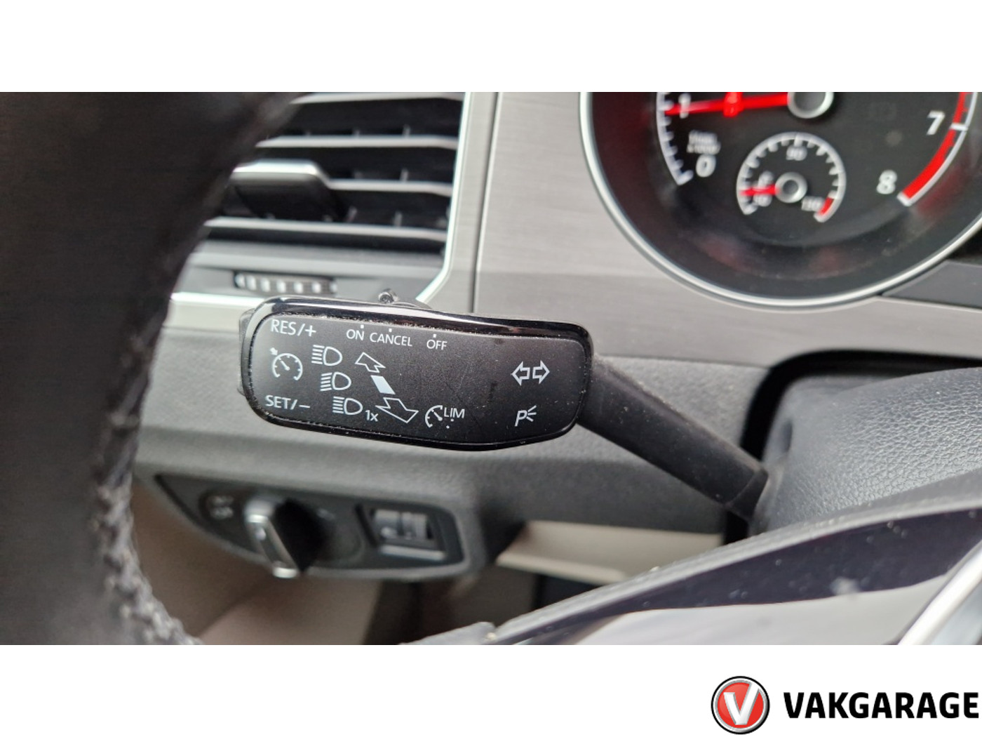 Foto van Volkswagen Golf Sportsvan