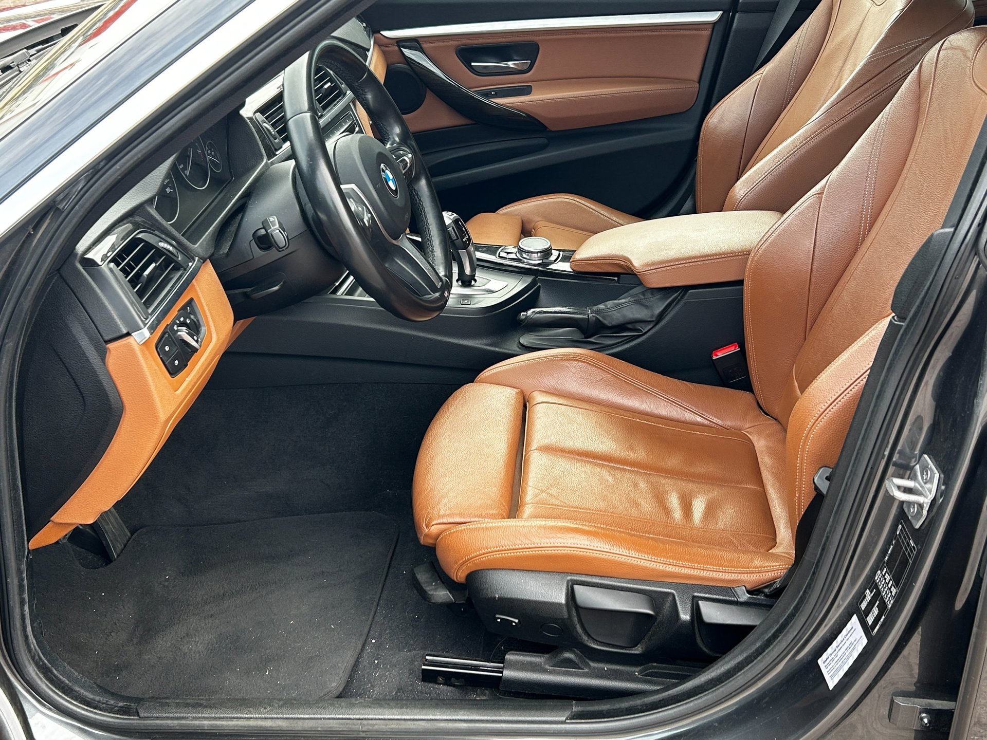 Foto van BMW 320i
