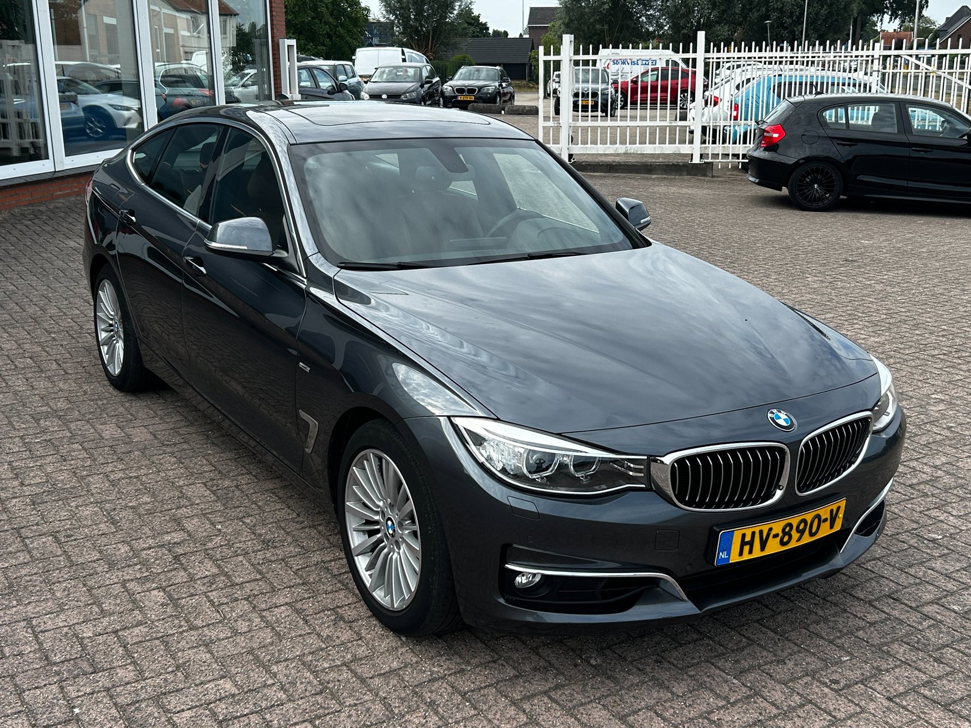 Foto van BMW 320i