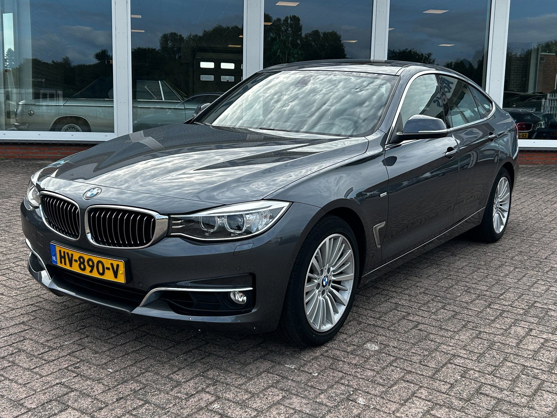 Foto van BMW 320i