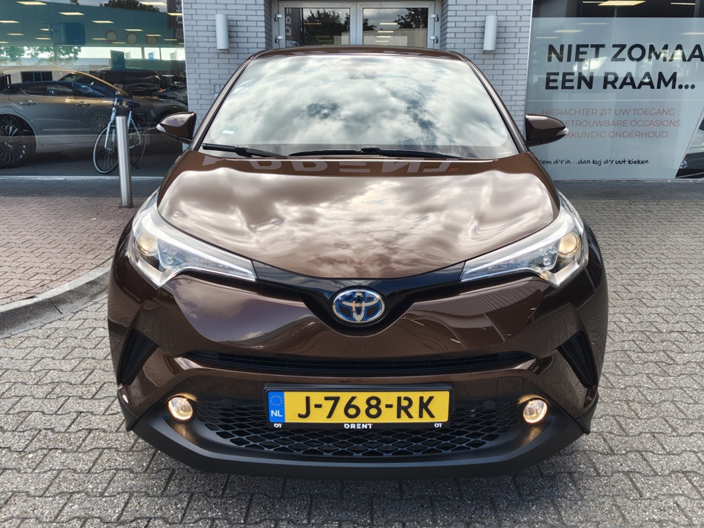 Foto van Toyota C-hr