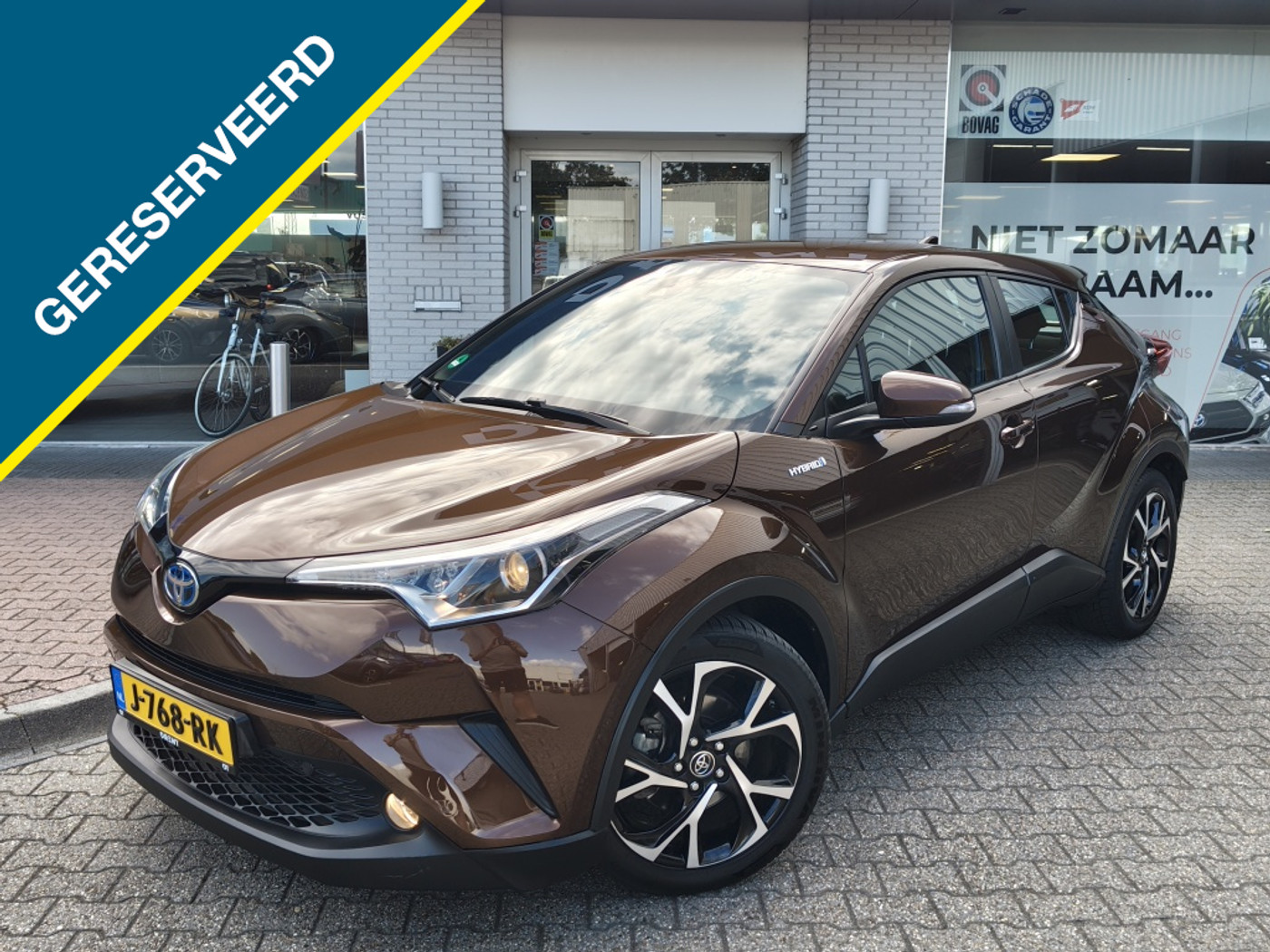 Toyota C-hr 1.8 Hybrid Dynamic 2017 - voorkant