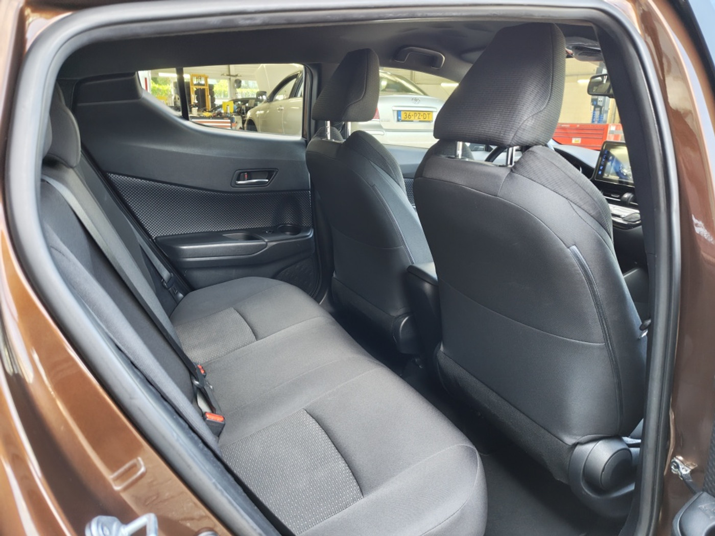 Foto van Toyota C-hr