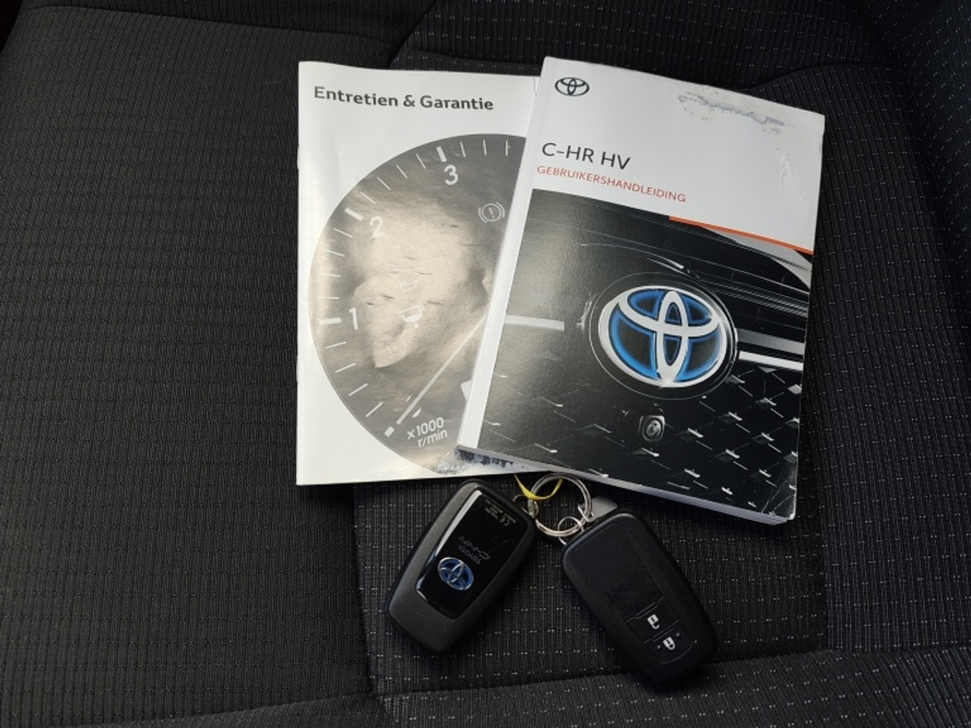 Foto van Toyota C-hr