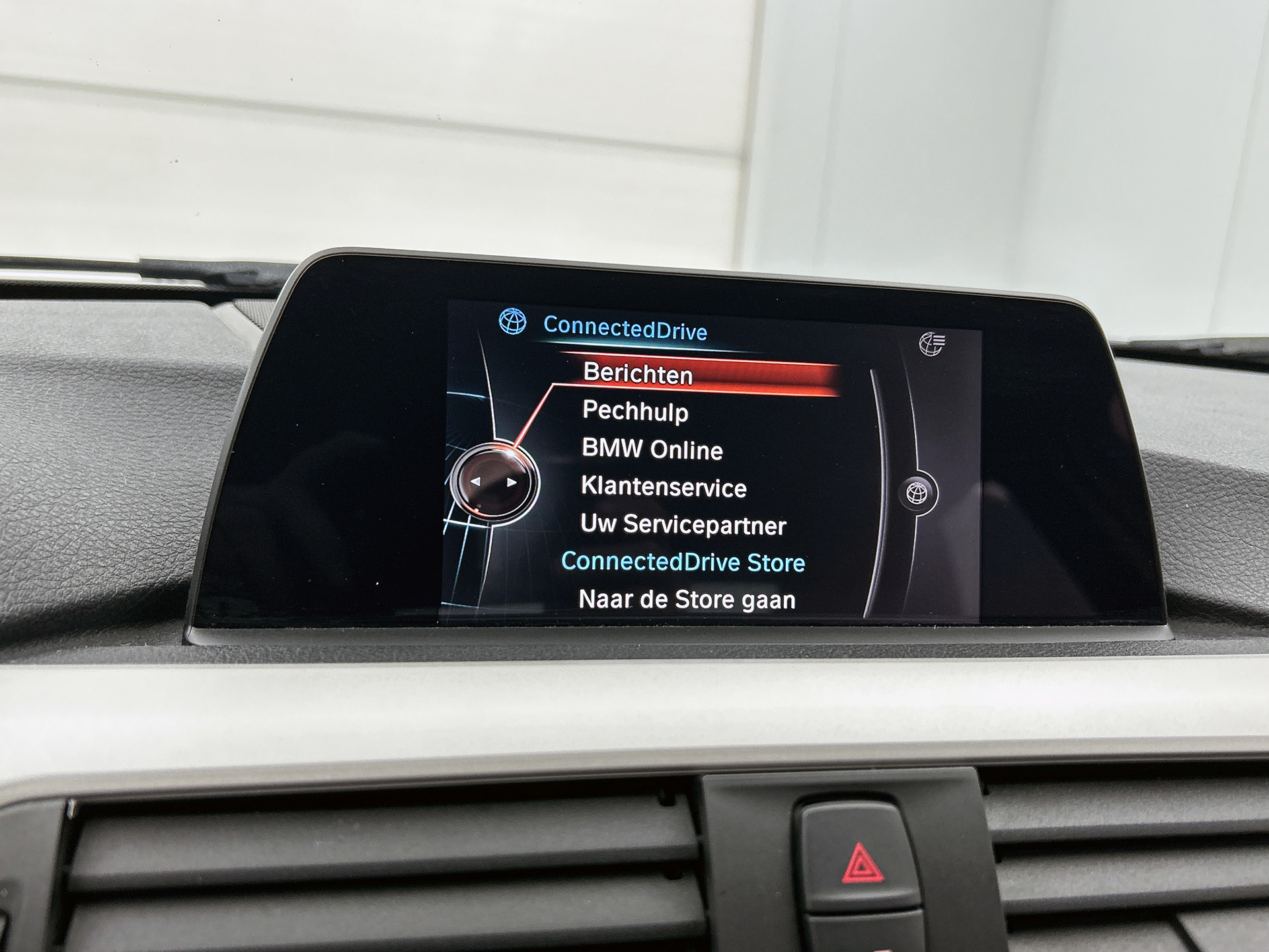 Foto van BMW 330e