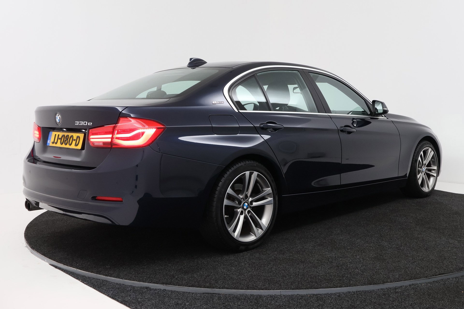 Foto van BMW 330e