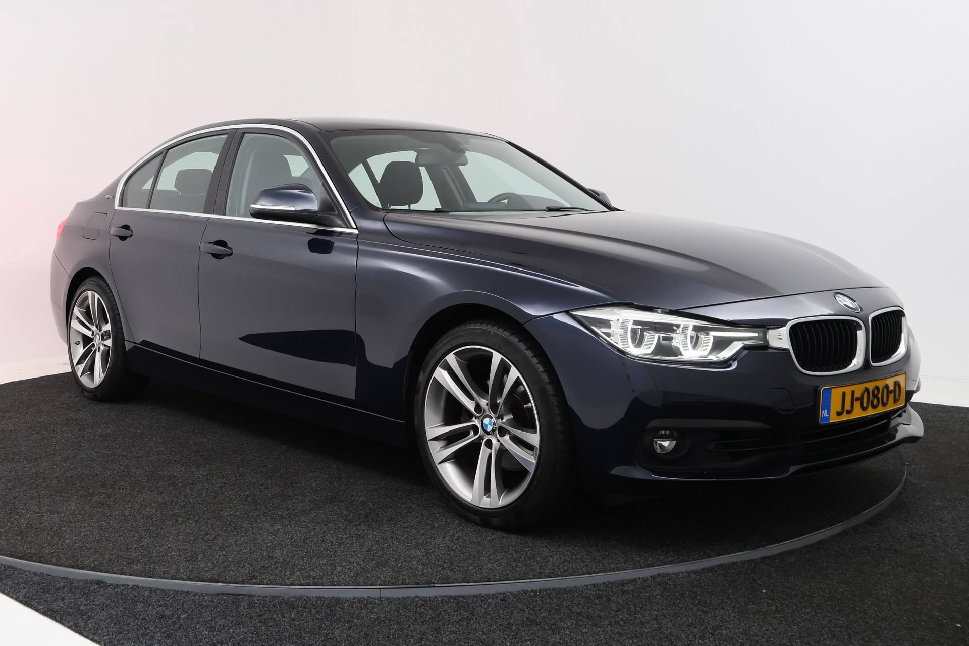 Foto van BMW 330e