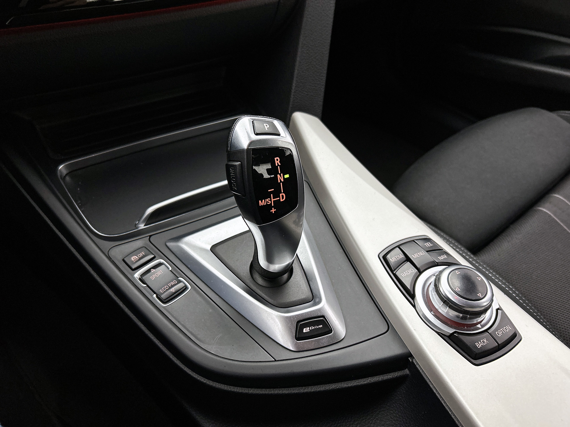 Foto van BMW 330e