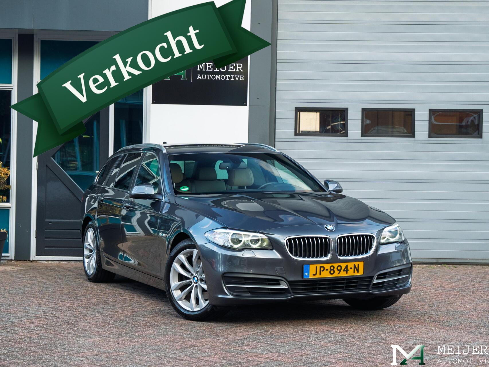 BMW 520i 520i Luxury Edition 2016 - voorkant