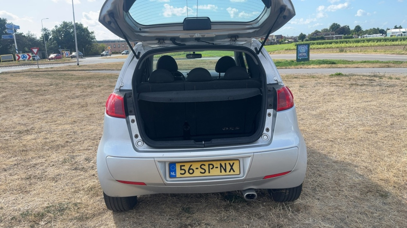 Foto van Mitsubishi Mitsubishi Colt