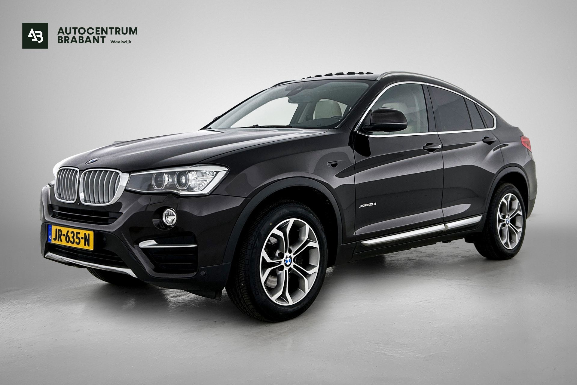 BMW X4 Xdrive20i XDrive20i High Executive (NL-auto,Goed OndG, Panorama, Camera, Trekhaak, Navi, PDC V+A, StoelV, Cruise Control, Etc) 2016 - voorkant