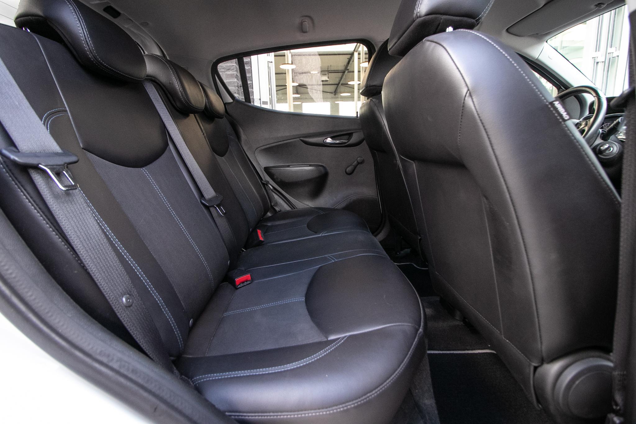 Foto van Opel Karl / Viva