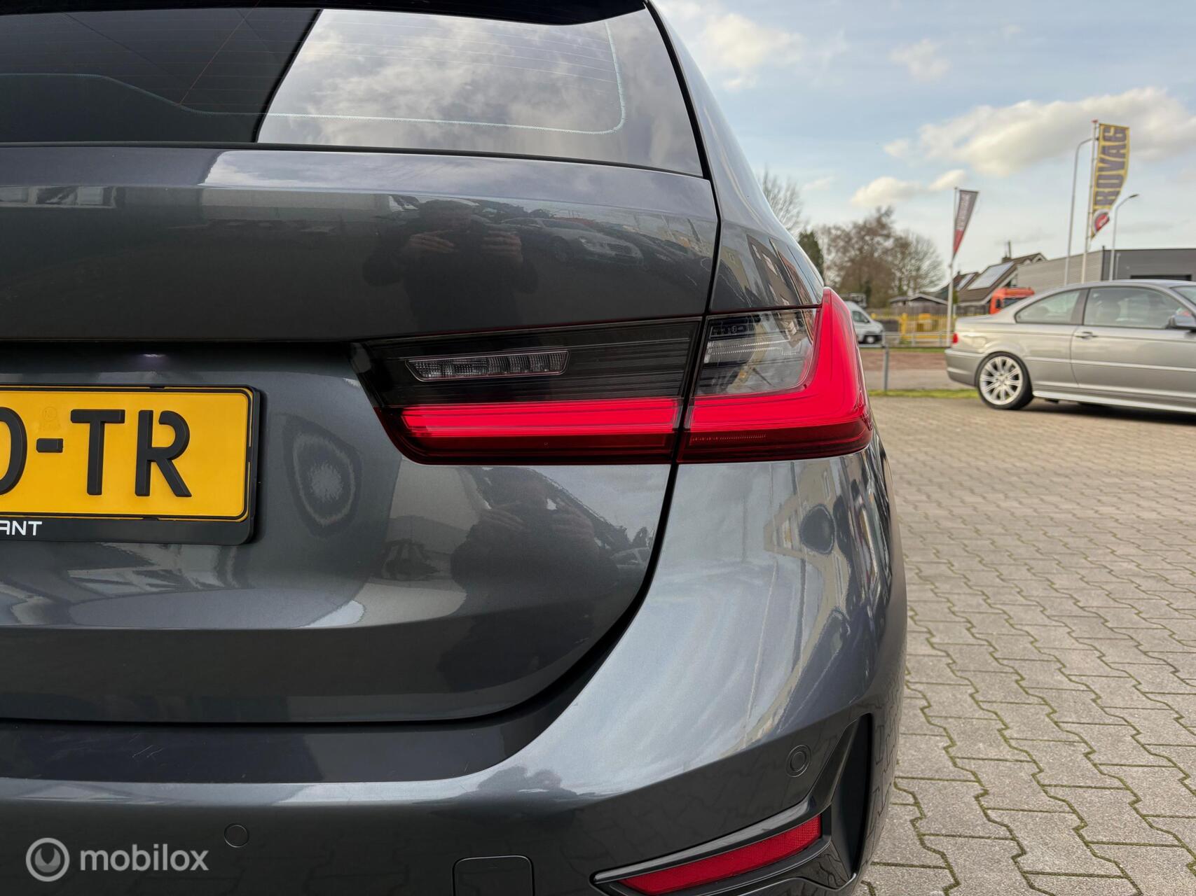 Foto van BMW 318i