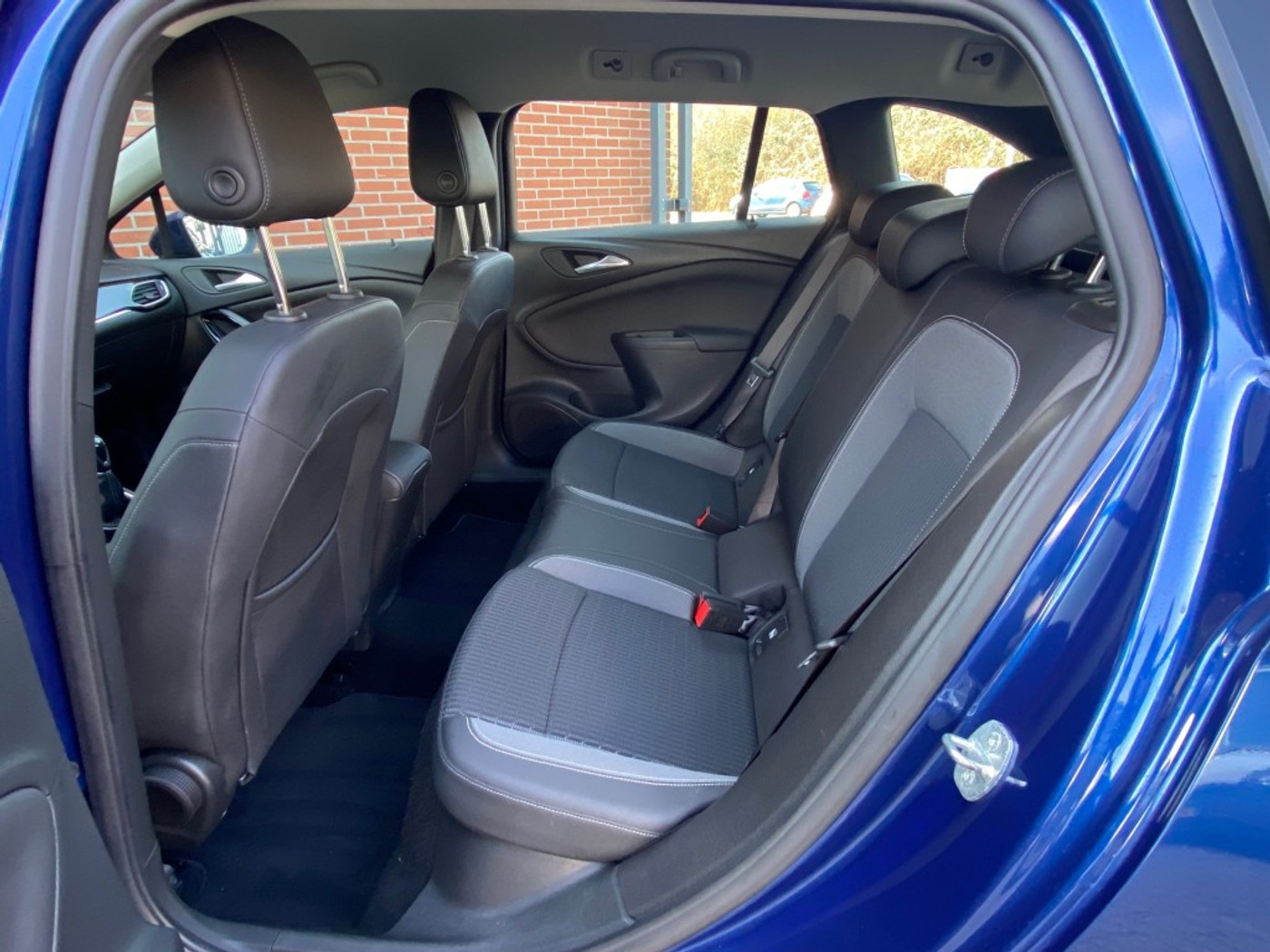 Foto van Opel Astra Sports Tourer+
