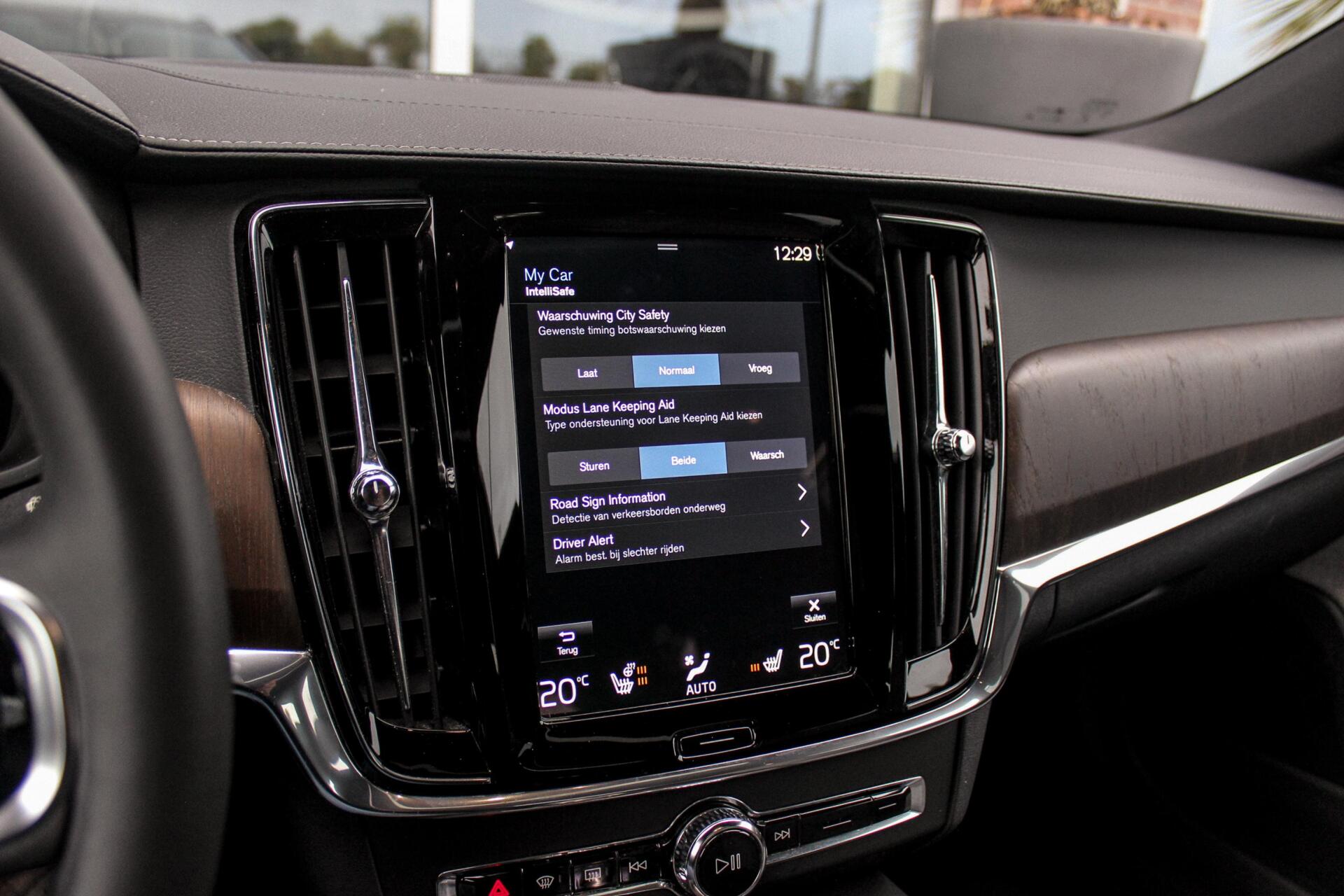 Foto van Volvo V90