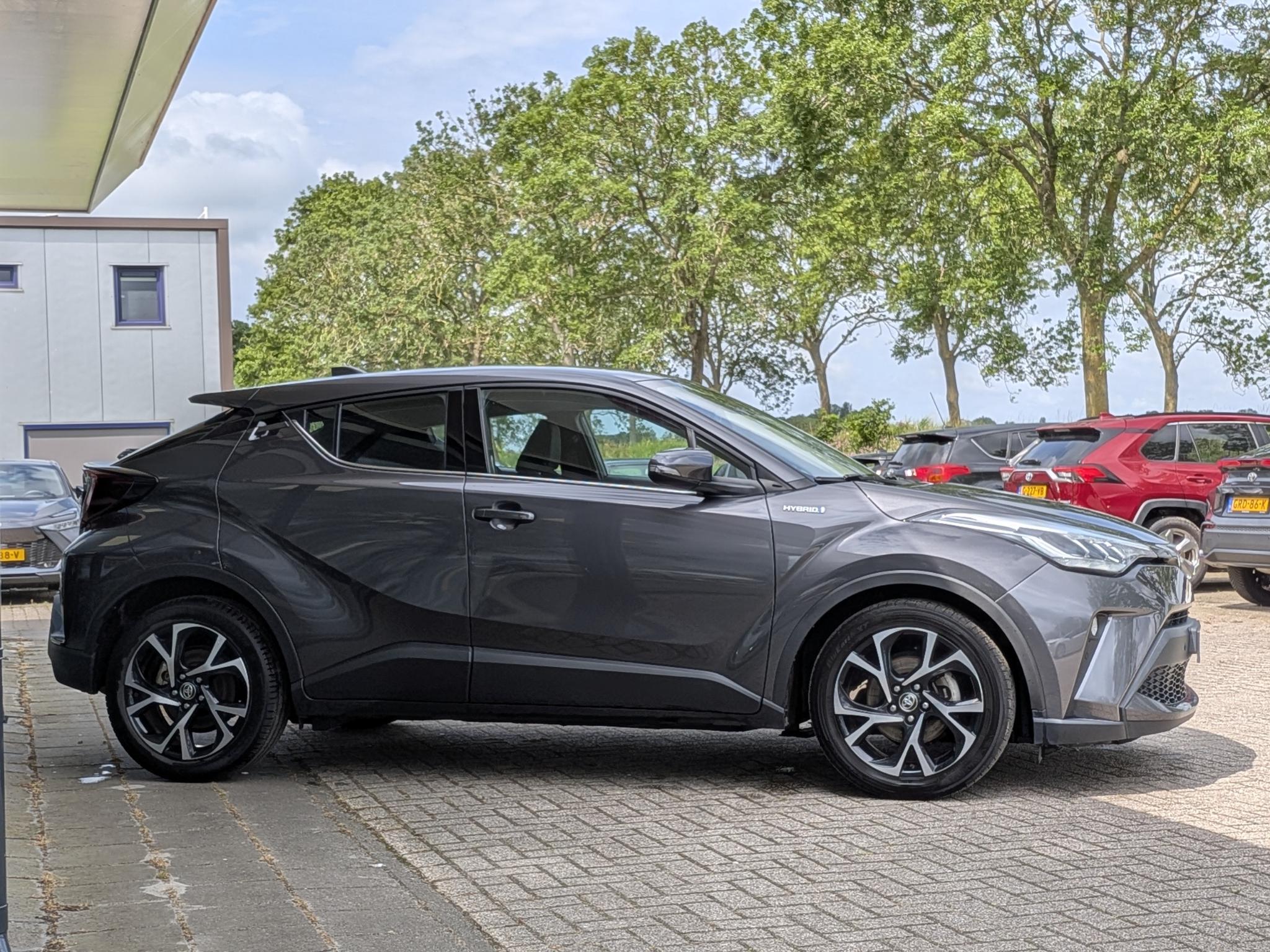 Foto van Toyota Toyota C-hr