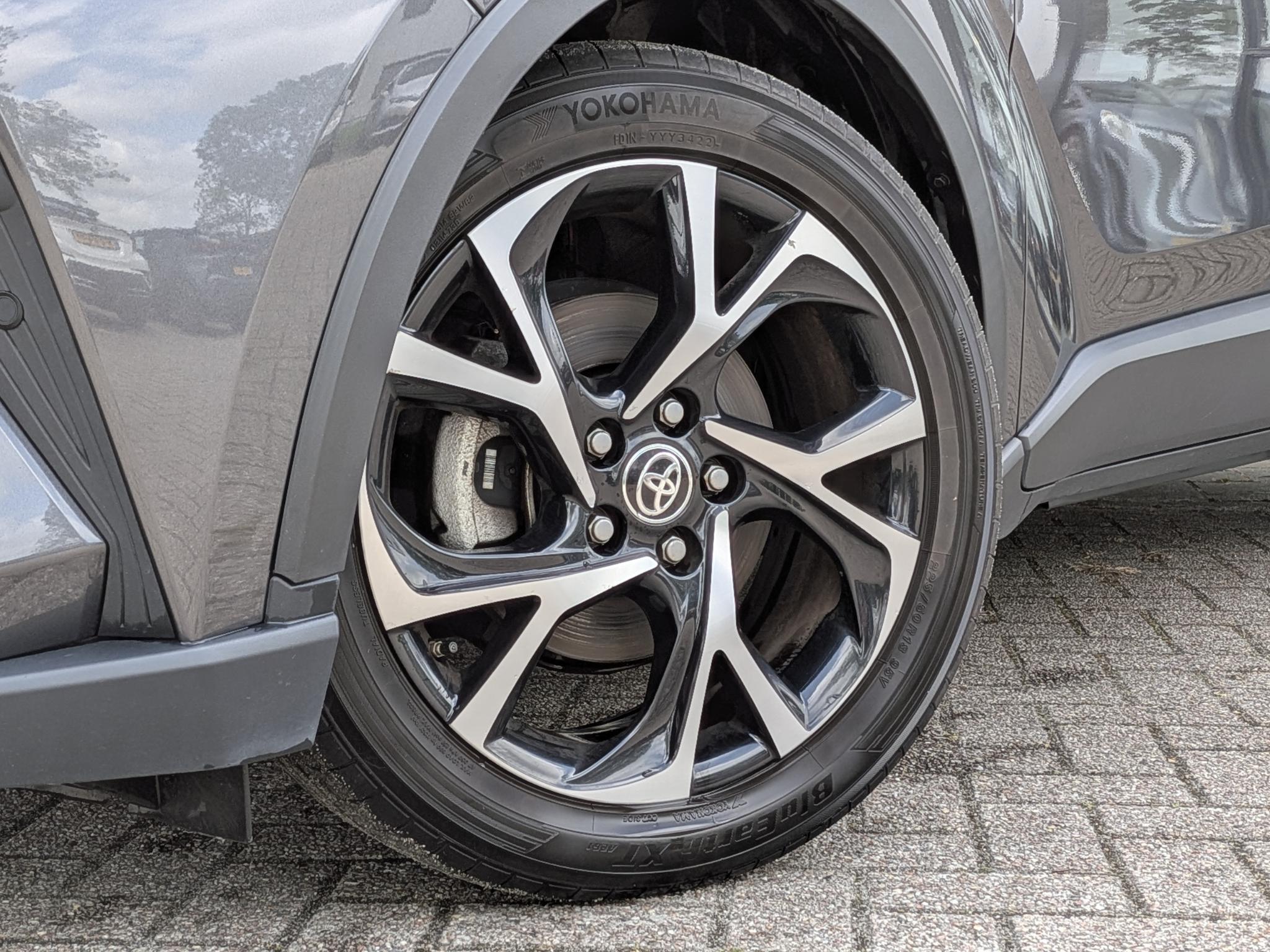 Foto van Toyota Toyota C-hr
