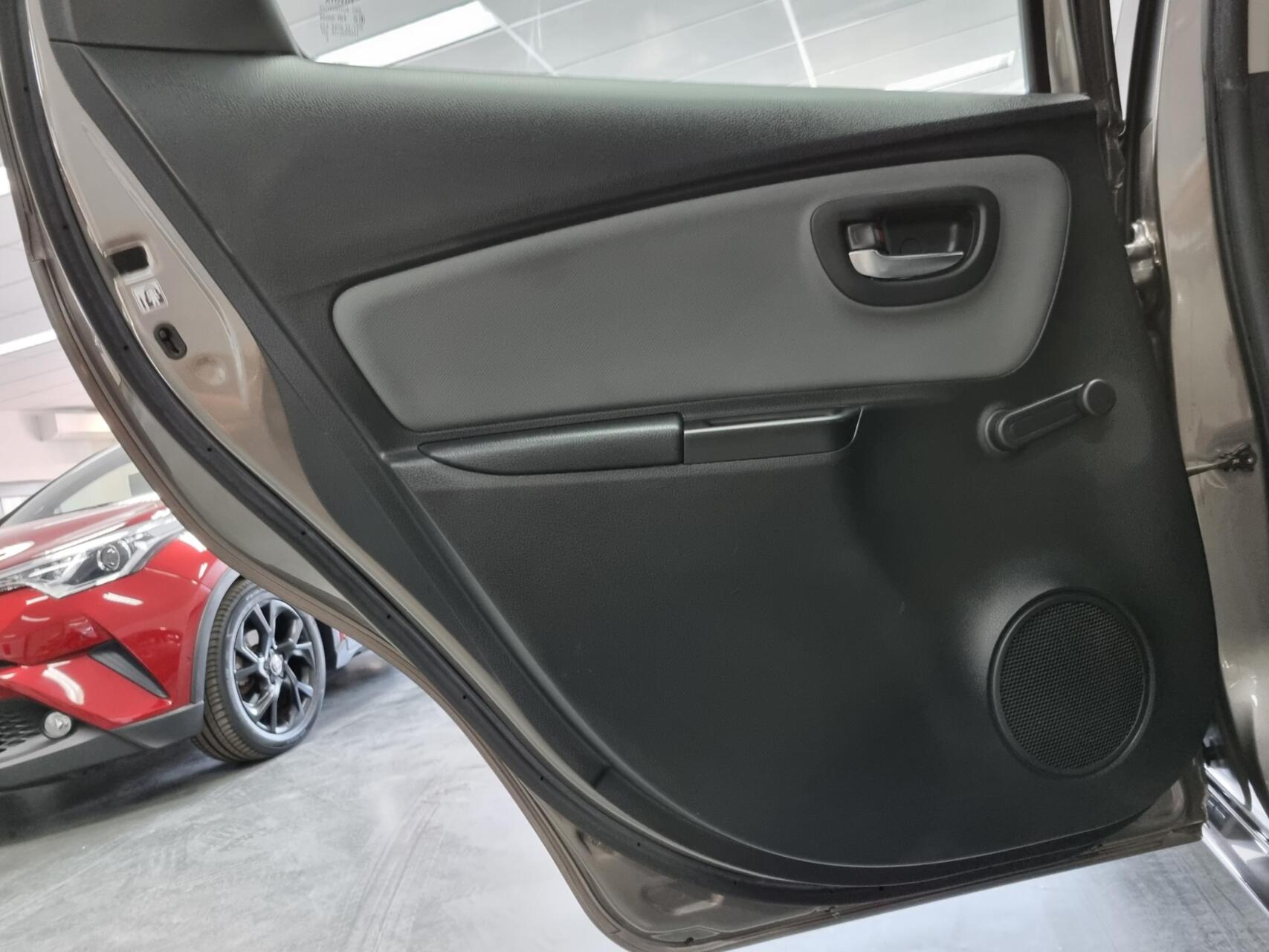Foto van Toyota Toyota Yaris Hybrid