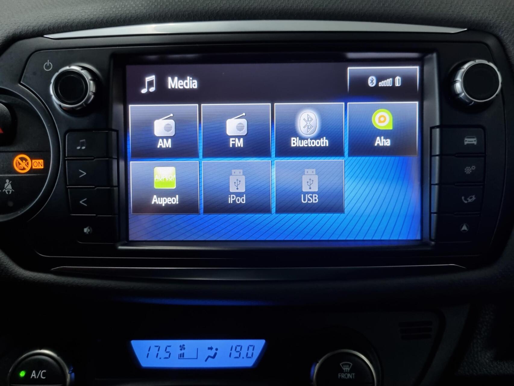 Foto van Toyota Toyota Yaris Hybrid