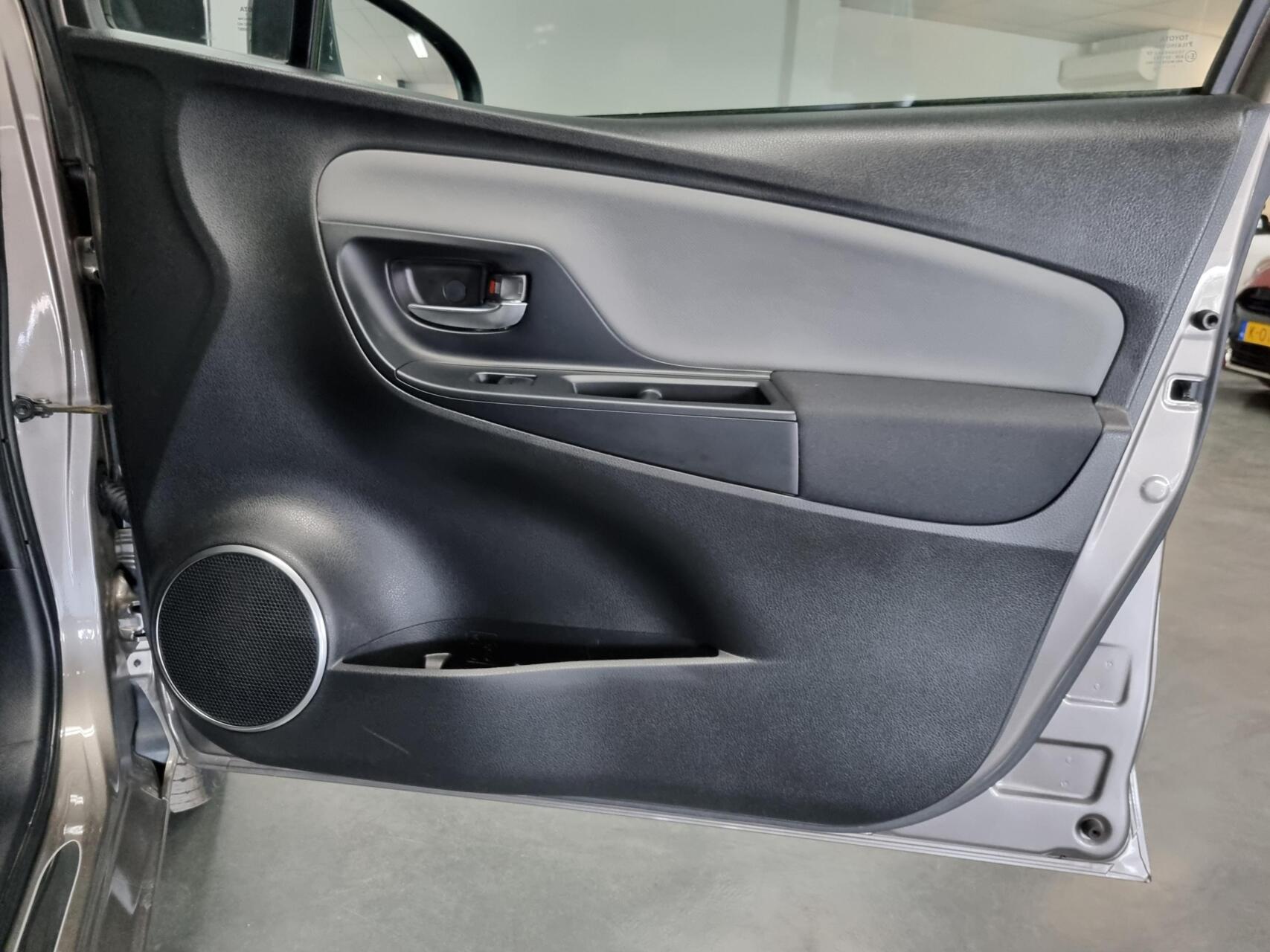 Foto van Toyota Toyota Yaris Hybrid