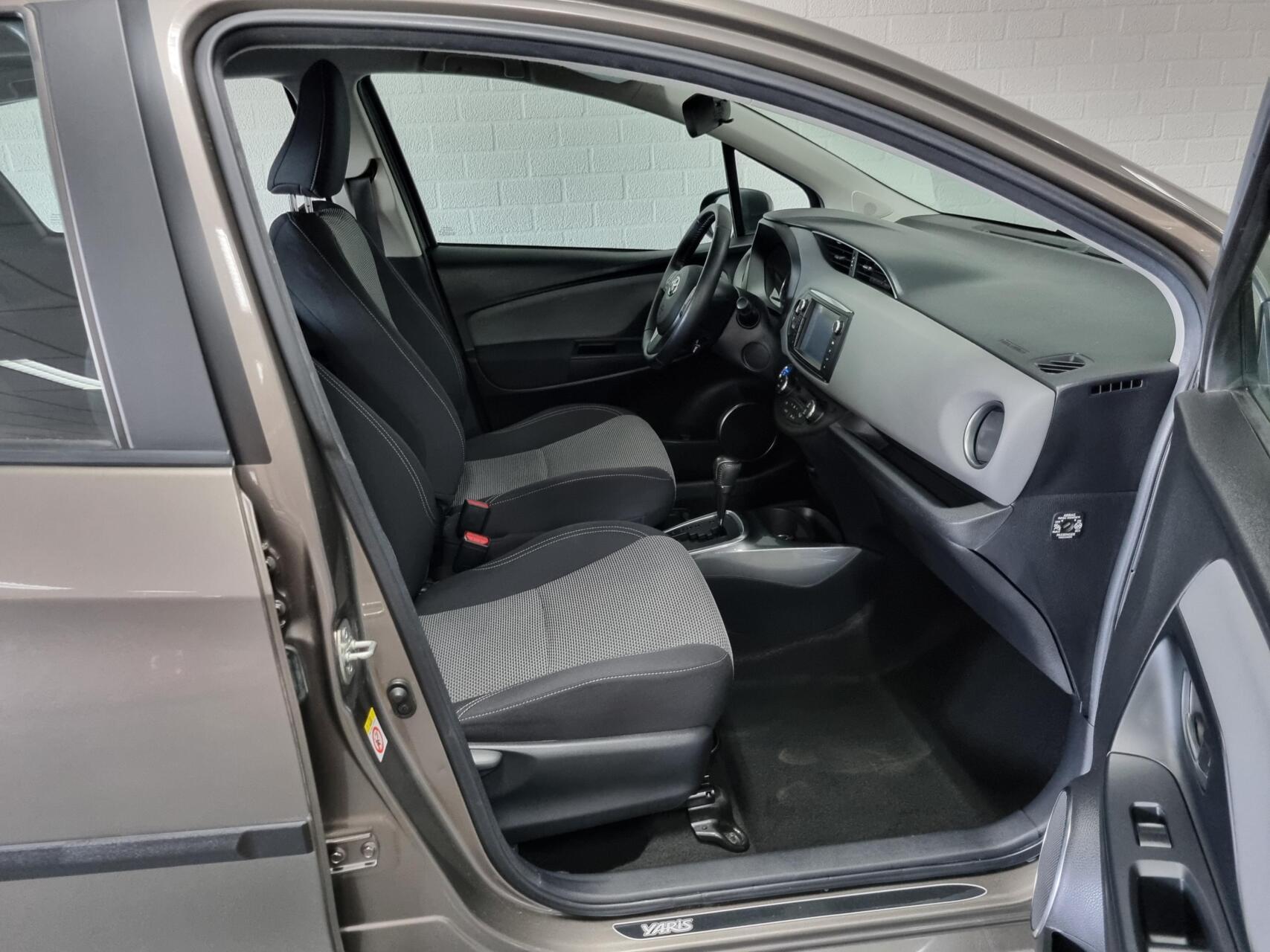 Foto van Toyota Toyota Yaris Hybrid