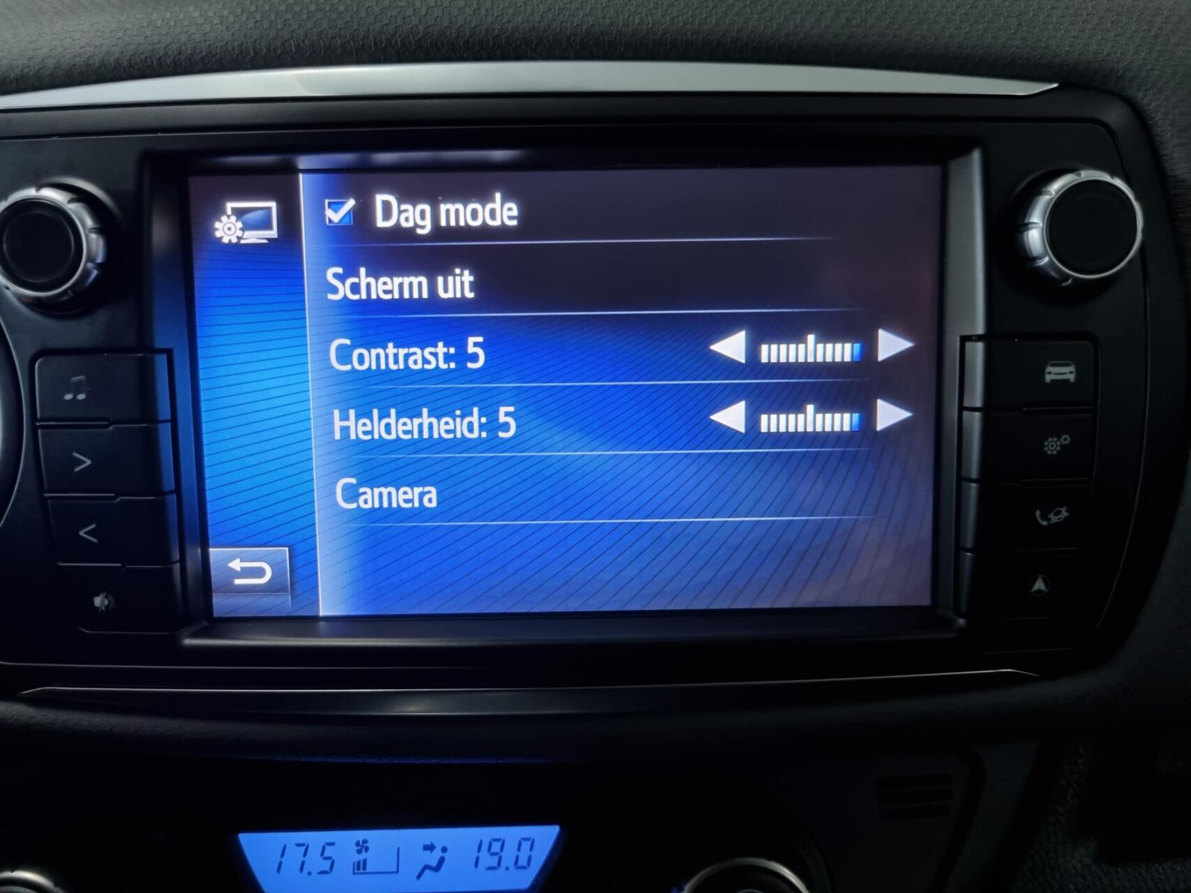 Foto van Toyota Toyota Yaris Hybrid