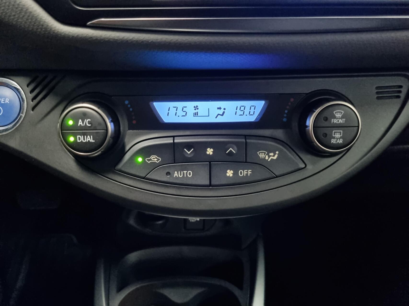 Foto van Toyota Toyota Yaris Hybrid