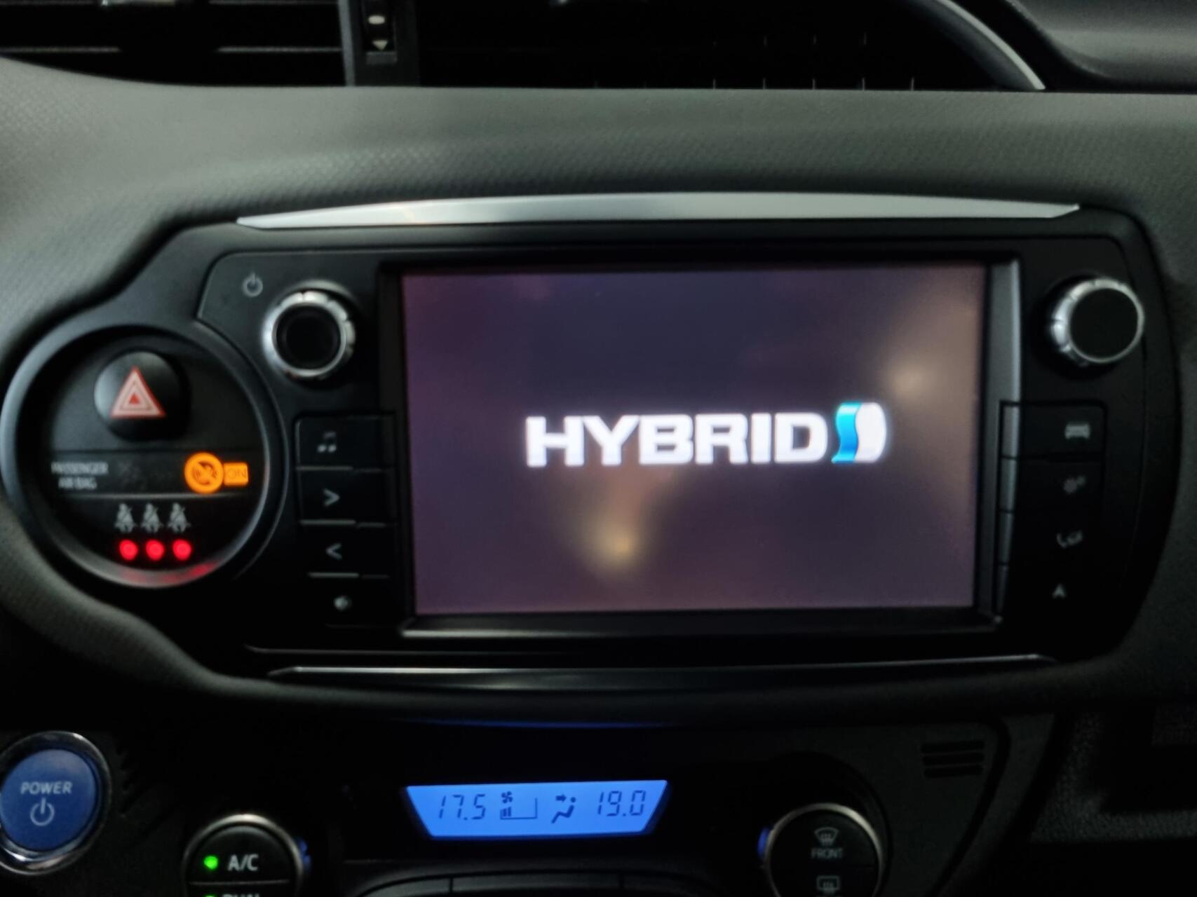 Foto van Toyota Toyota Yaris Hybrid