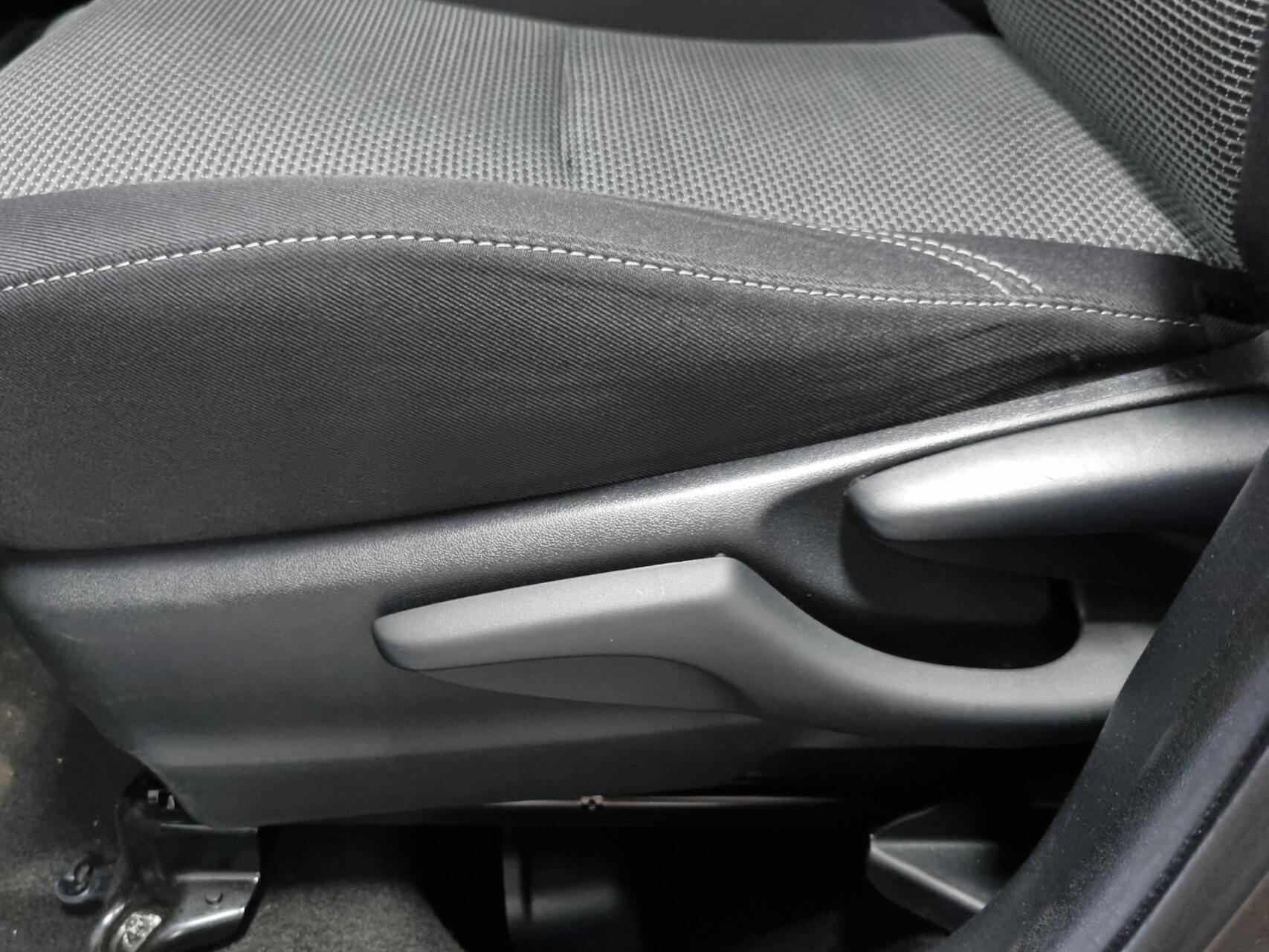 Foto van Toyota Toyota Yaris Hybrid