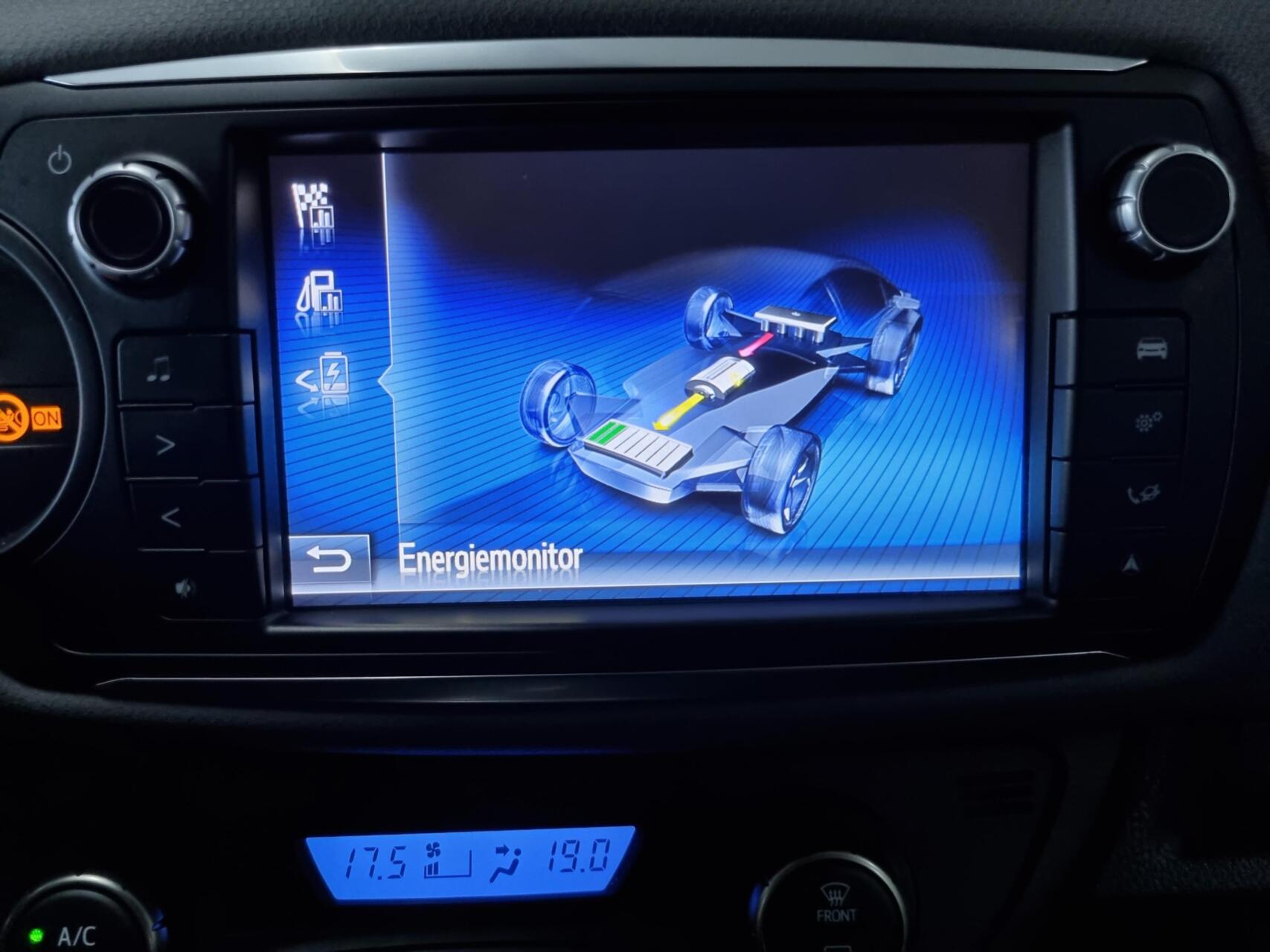 Foto van Toyota Toyota Yaris Hybrid